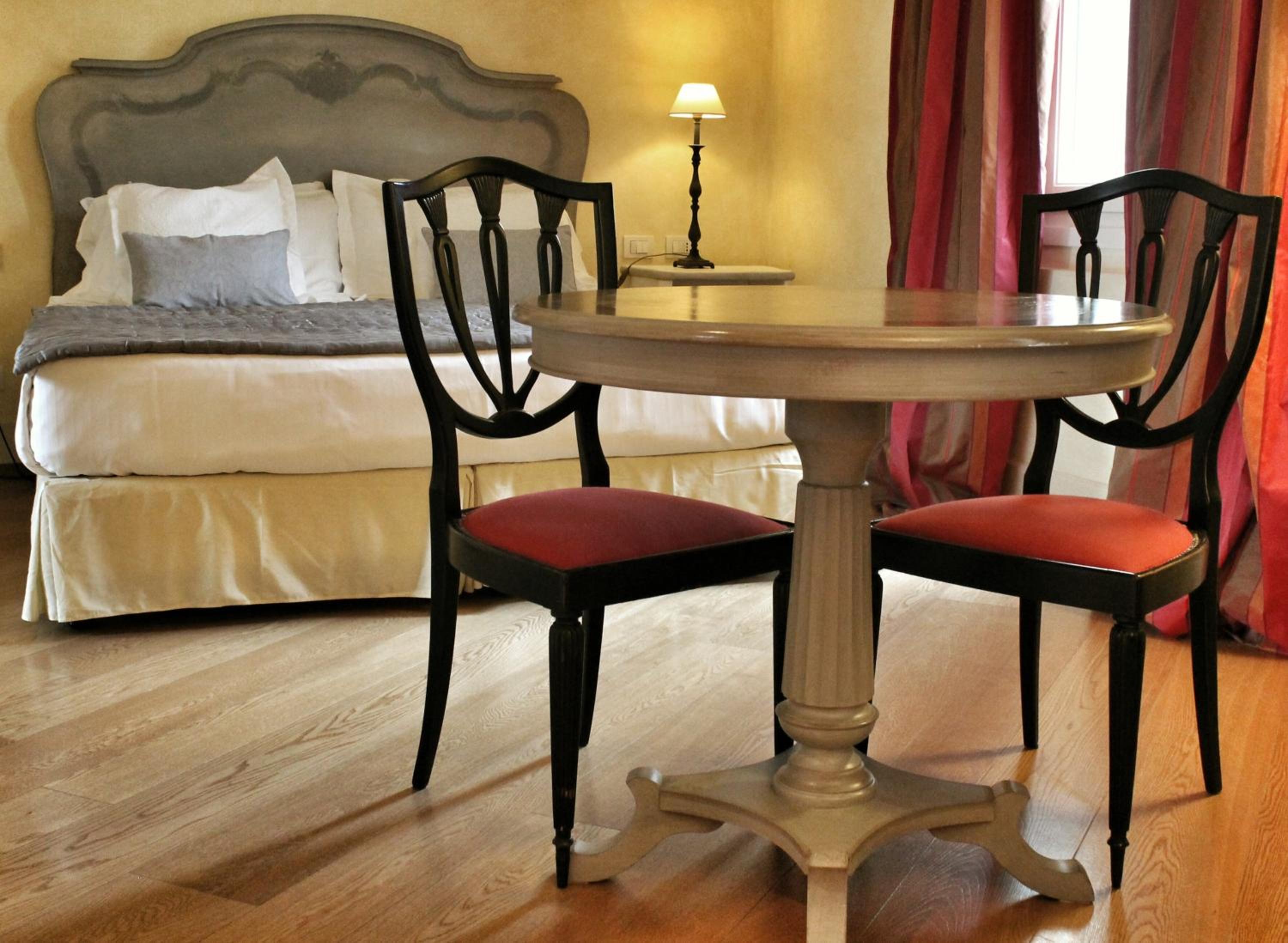 Double or Twin Room - Photo 4