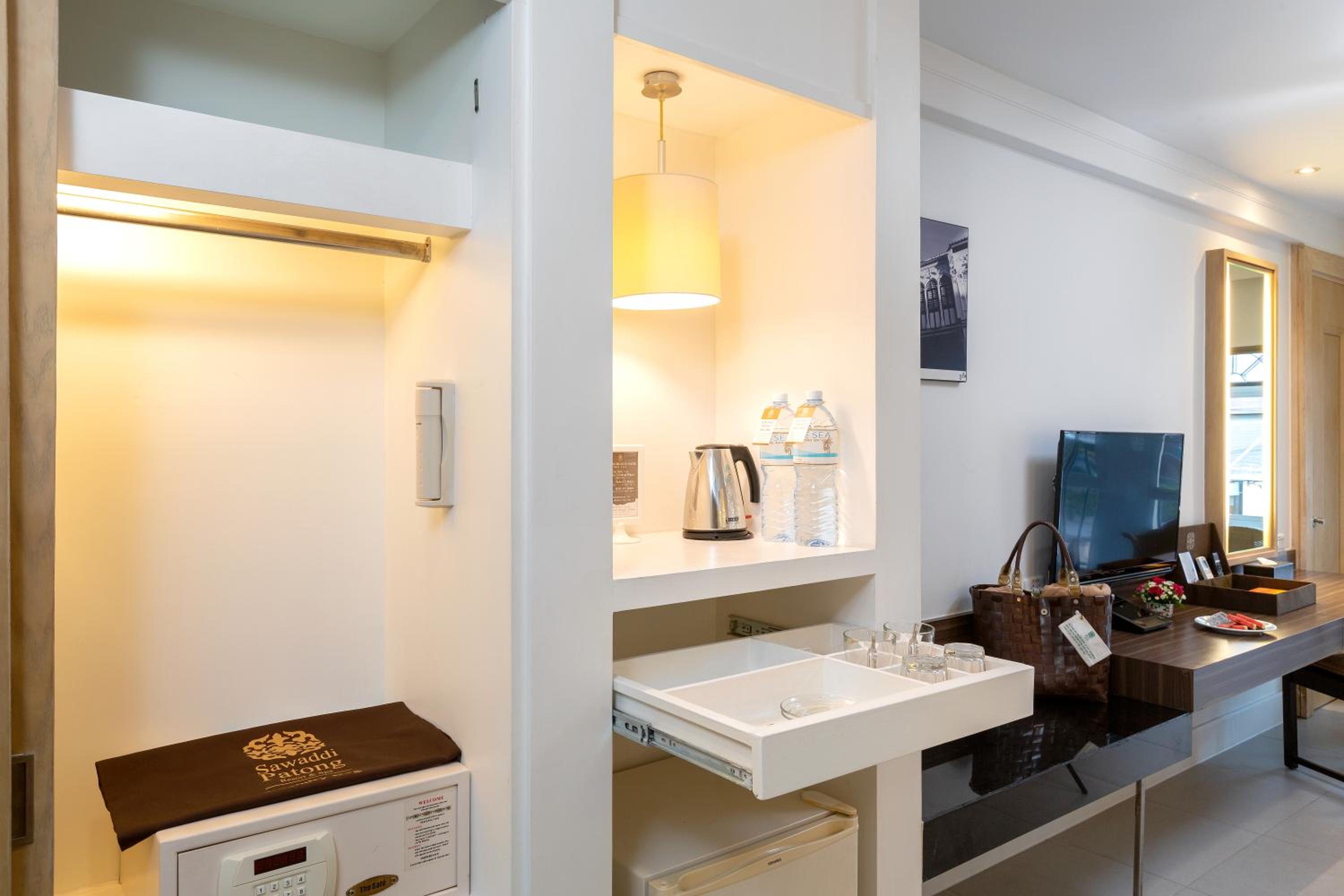 Superior Double or Twin Room - Photo 3