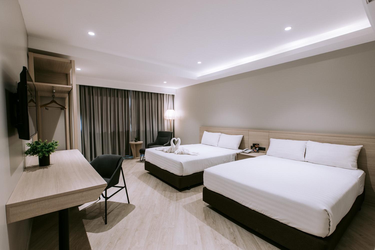 Deluxe Quadruple Room