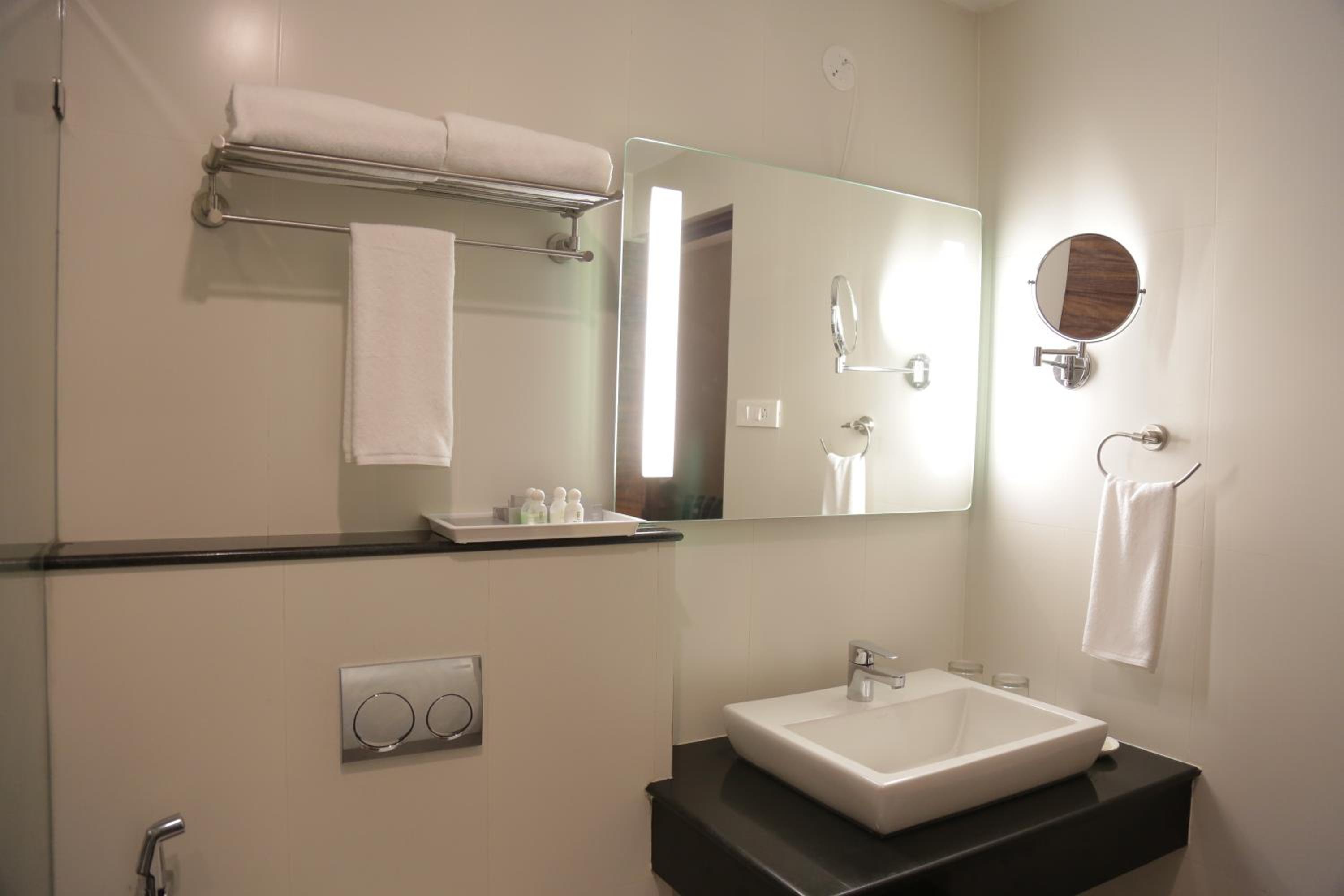 Deluxe Double Room - Photo 2