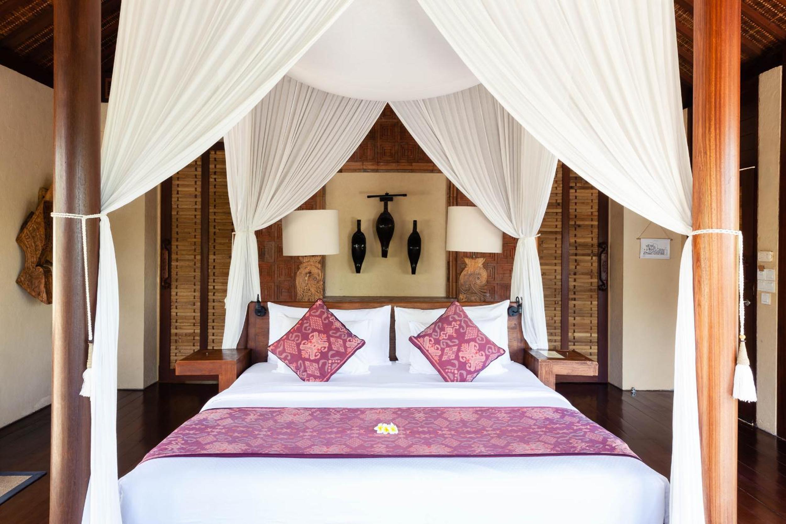 One-Bedroom Pool Villa with Garden View and Free Shuttle to Canggu - Photo 1