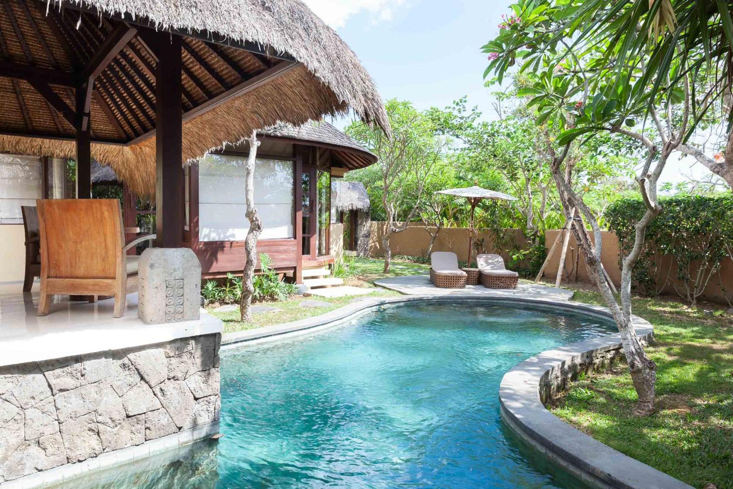 One-Bedroom Pool Villa with Garden View and Free Shuttle to Canggu - Photo 9