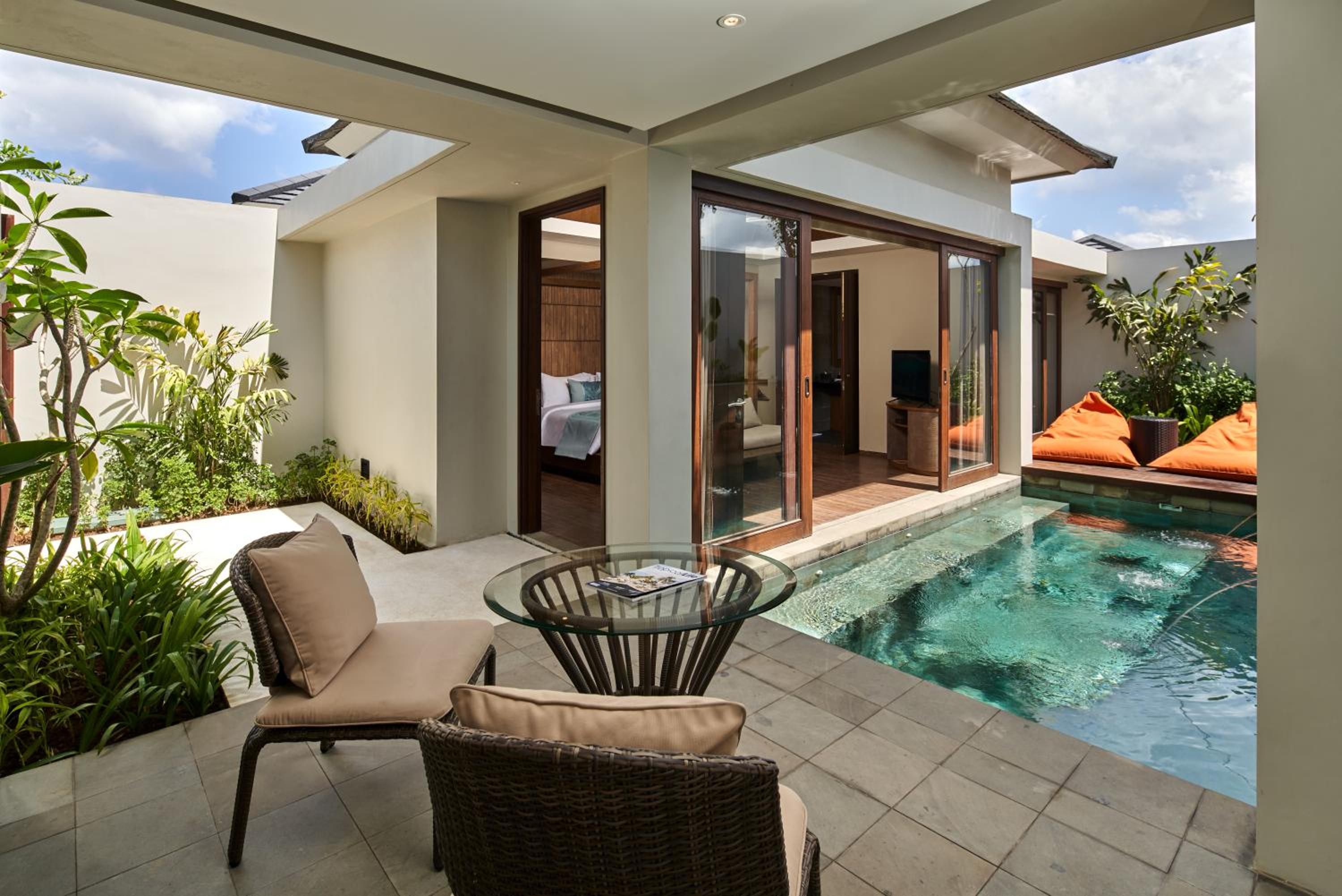 One Bedroom Deluxe Pool Villa with Balangan Beach Shuttle - Photo 3