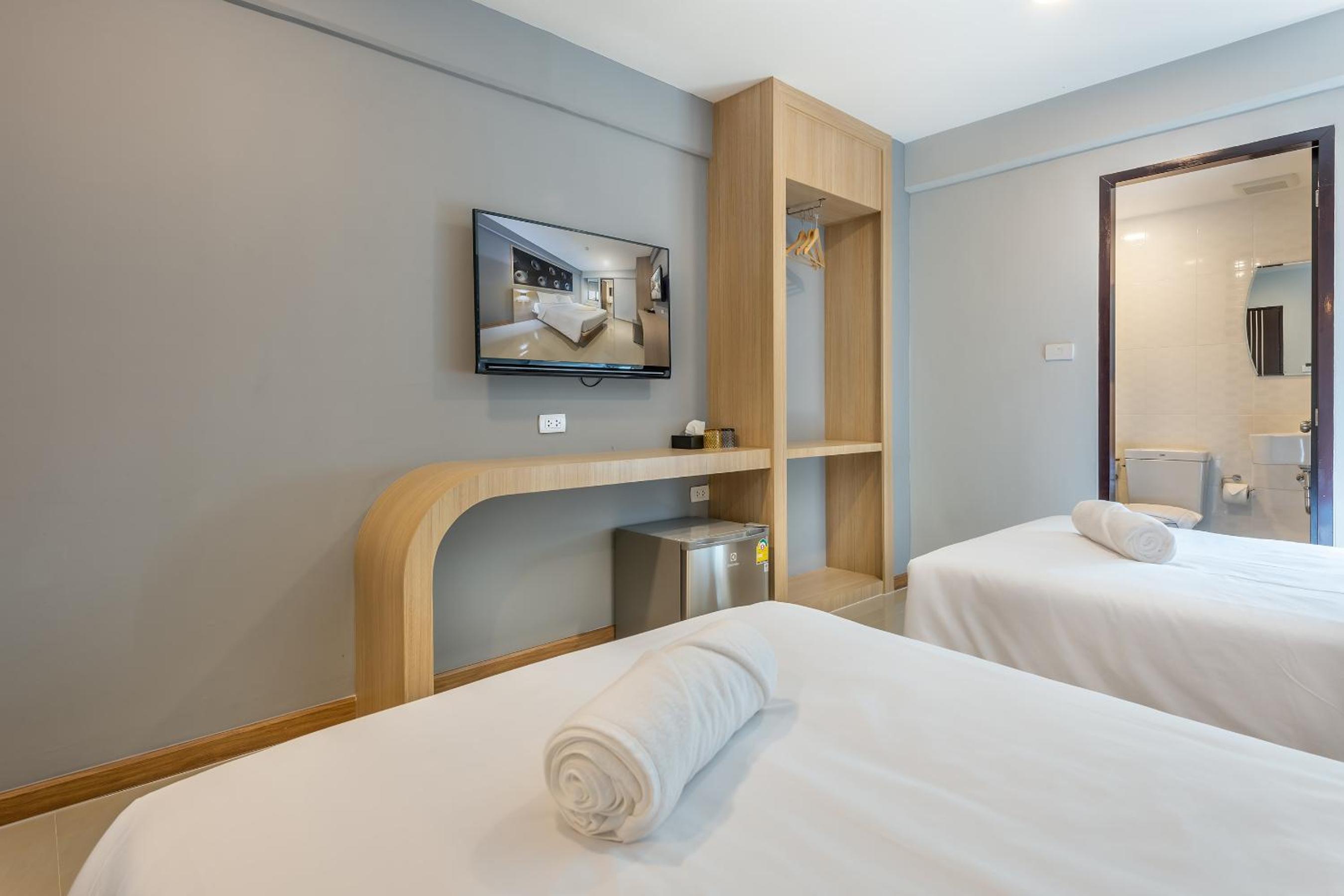 Superior Twin Room - Photo 3