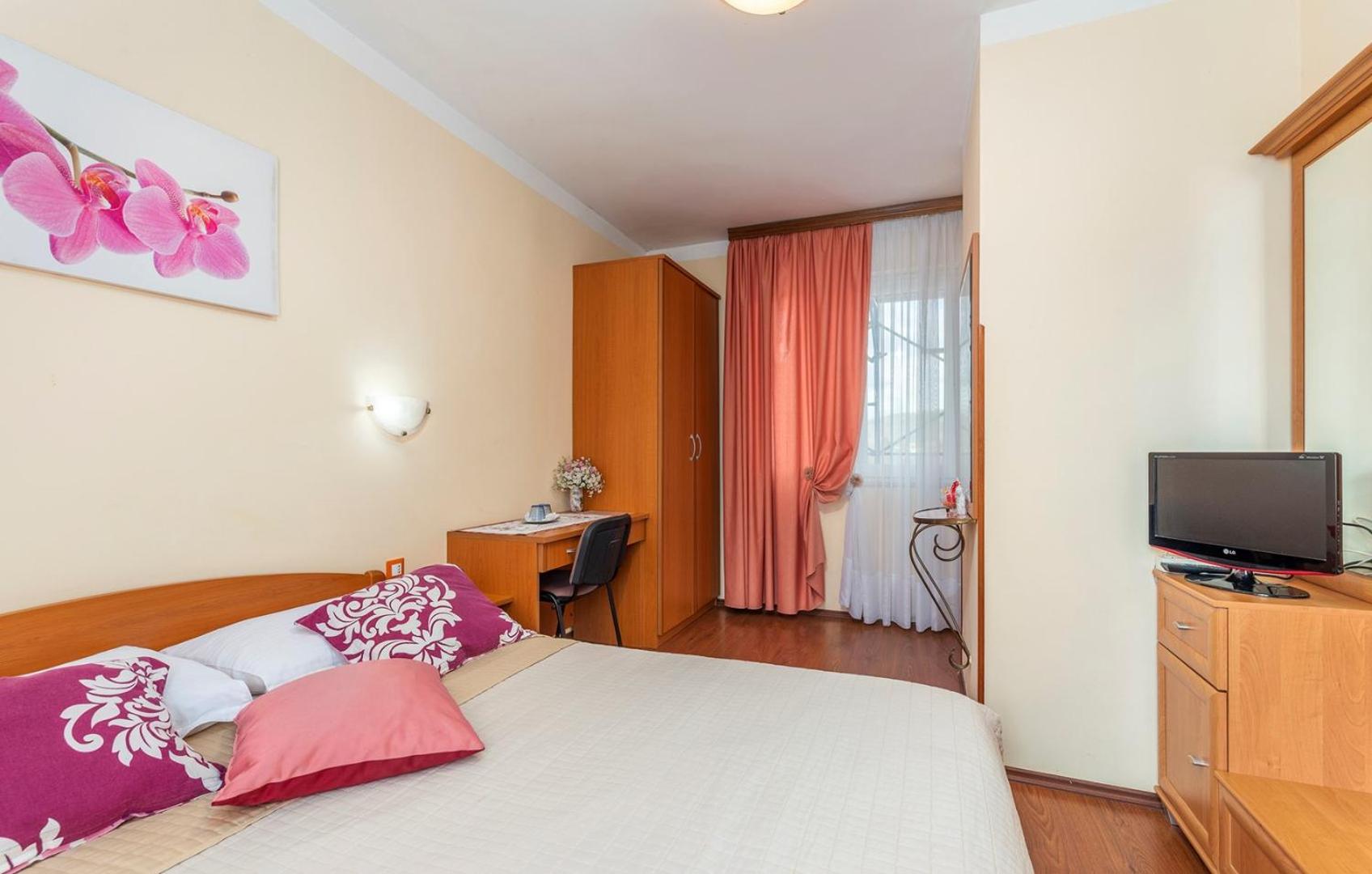 Double Room with Balcony photo 1
