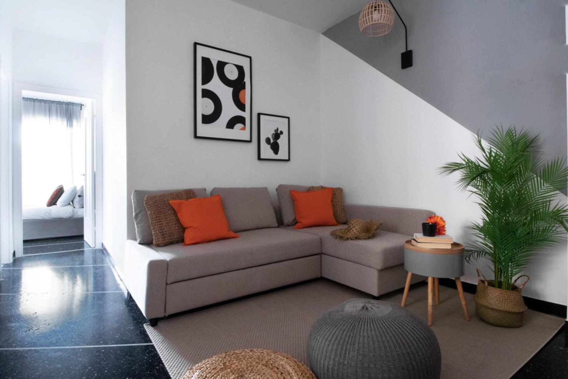 One-Bedroom Apartment photo 2