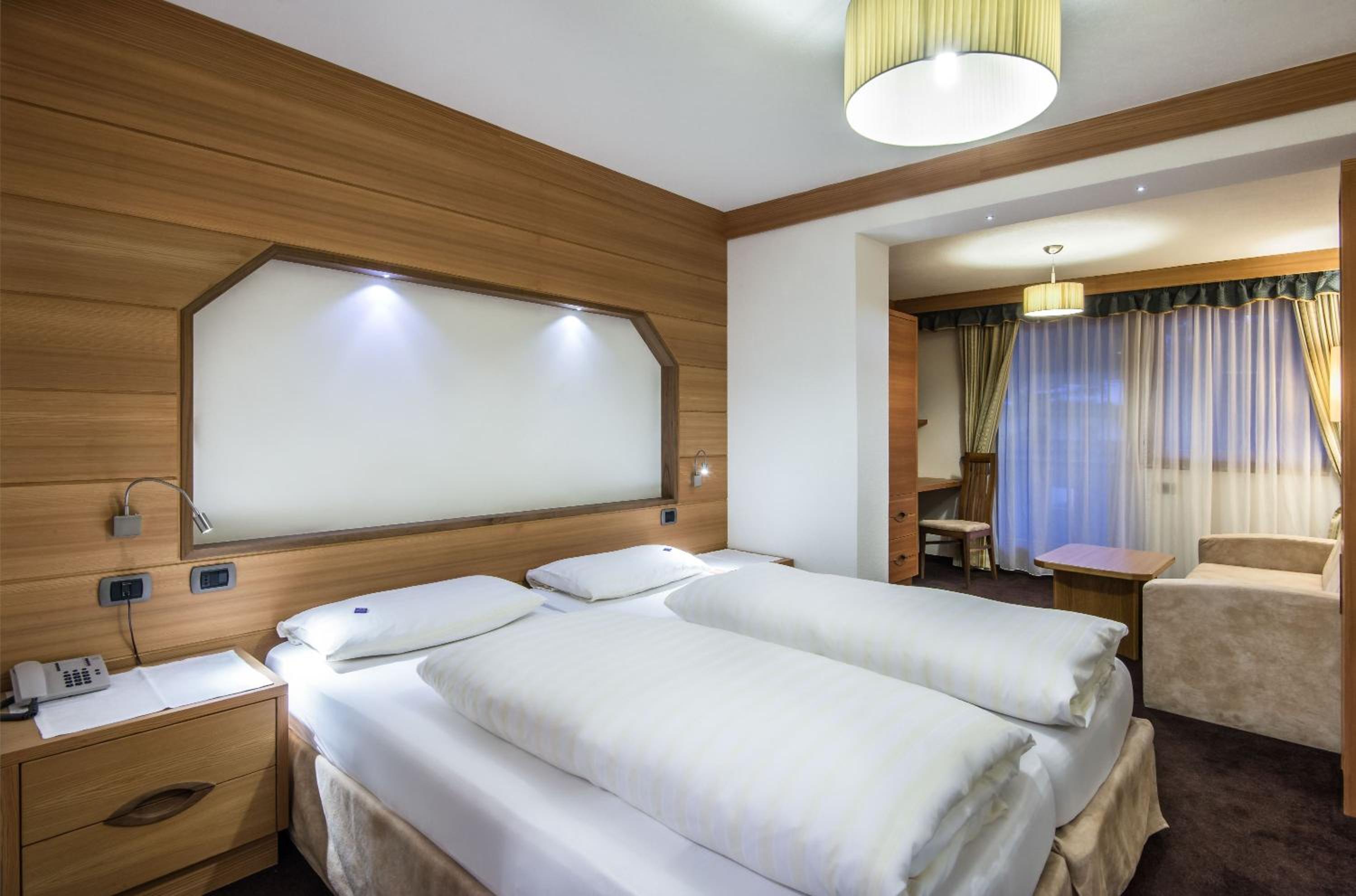 Twin Room - Photo 1