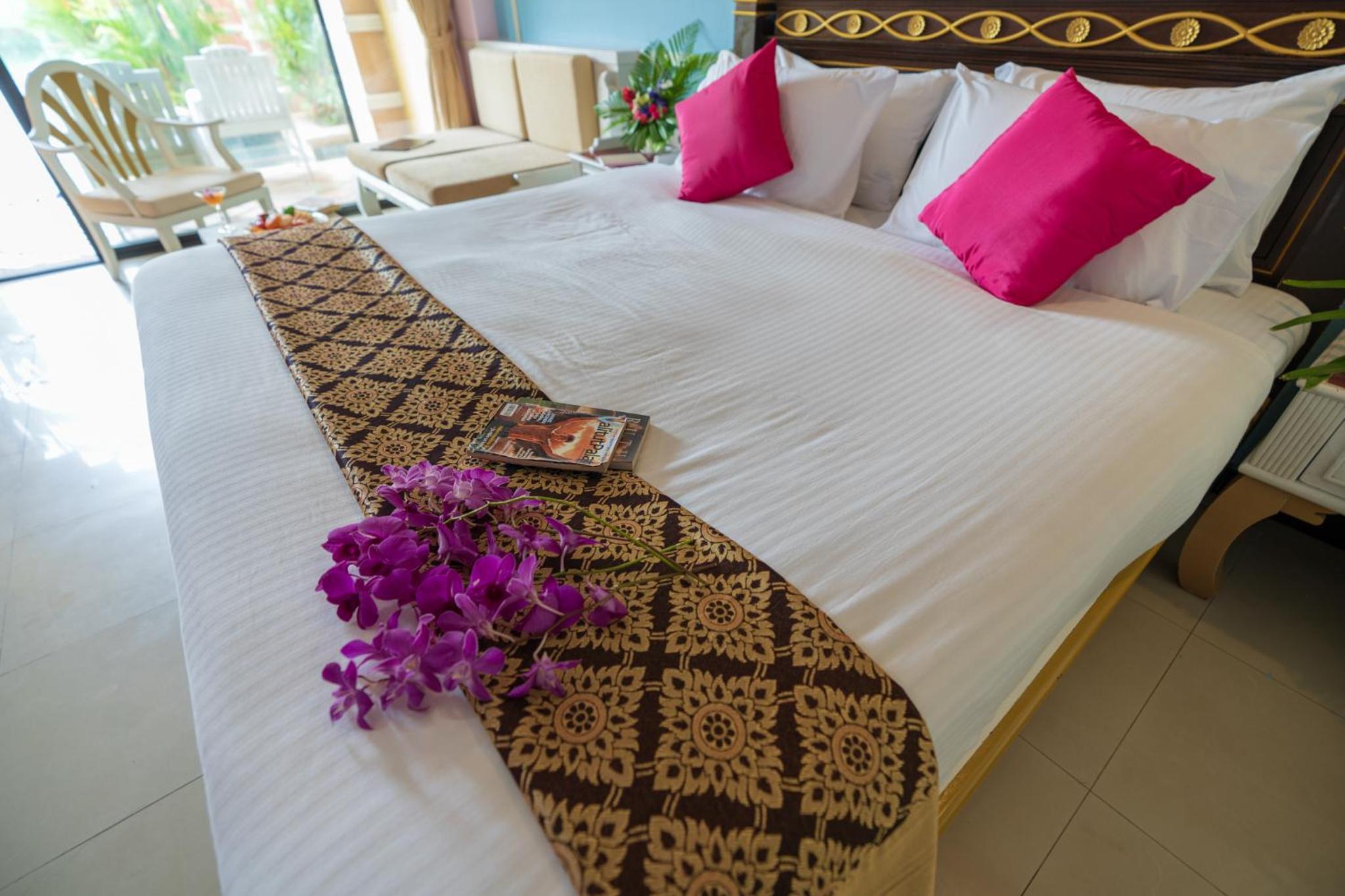 Suite With Pool View