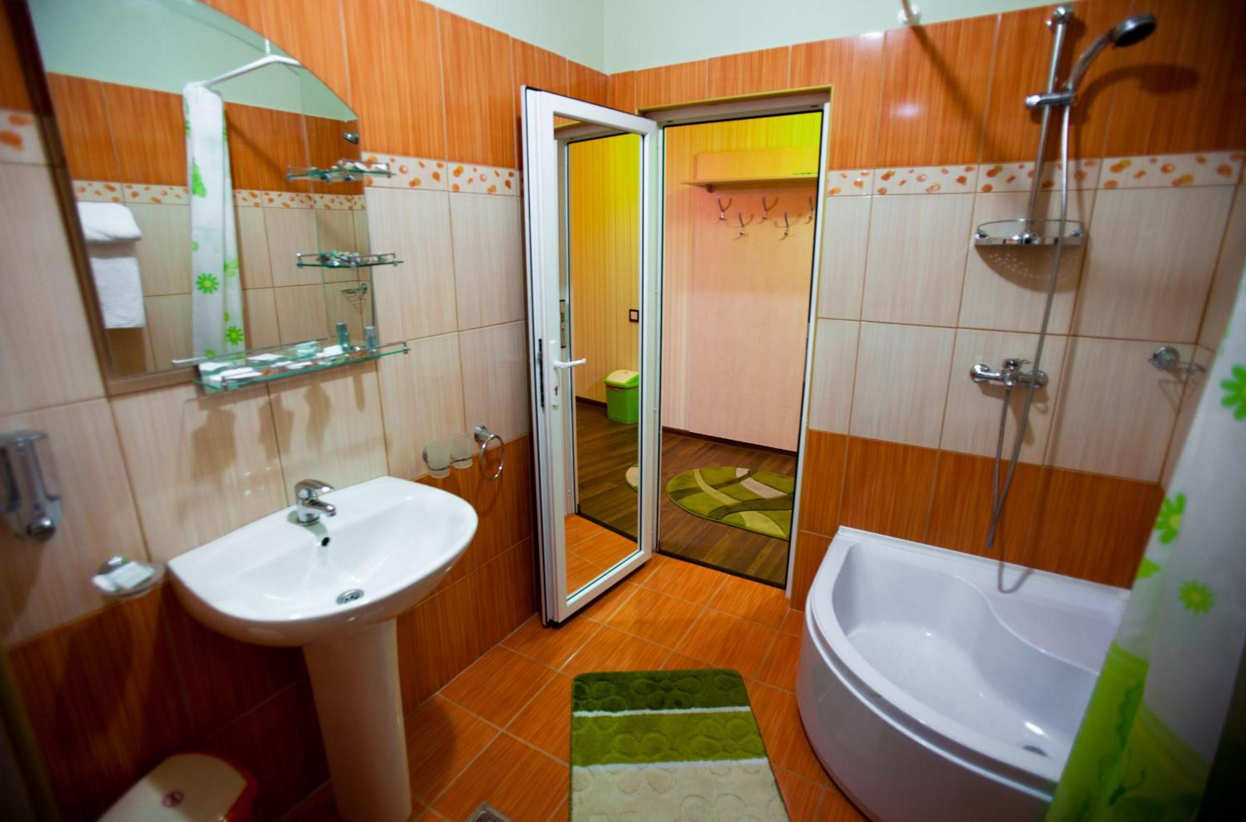 One-Bedroom Suite photo 2