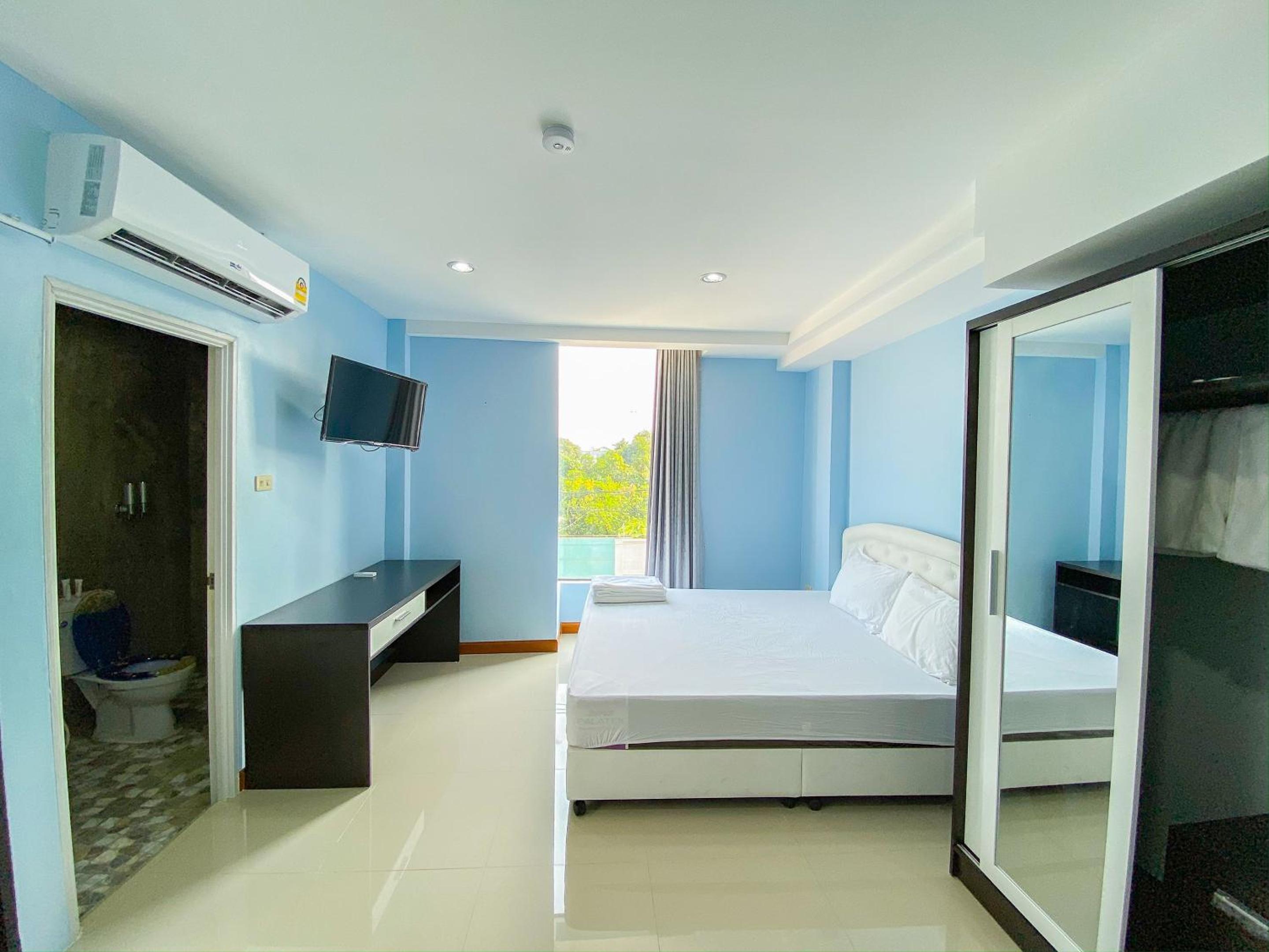 Superior King Room photo 3