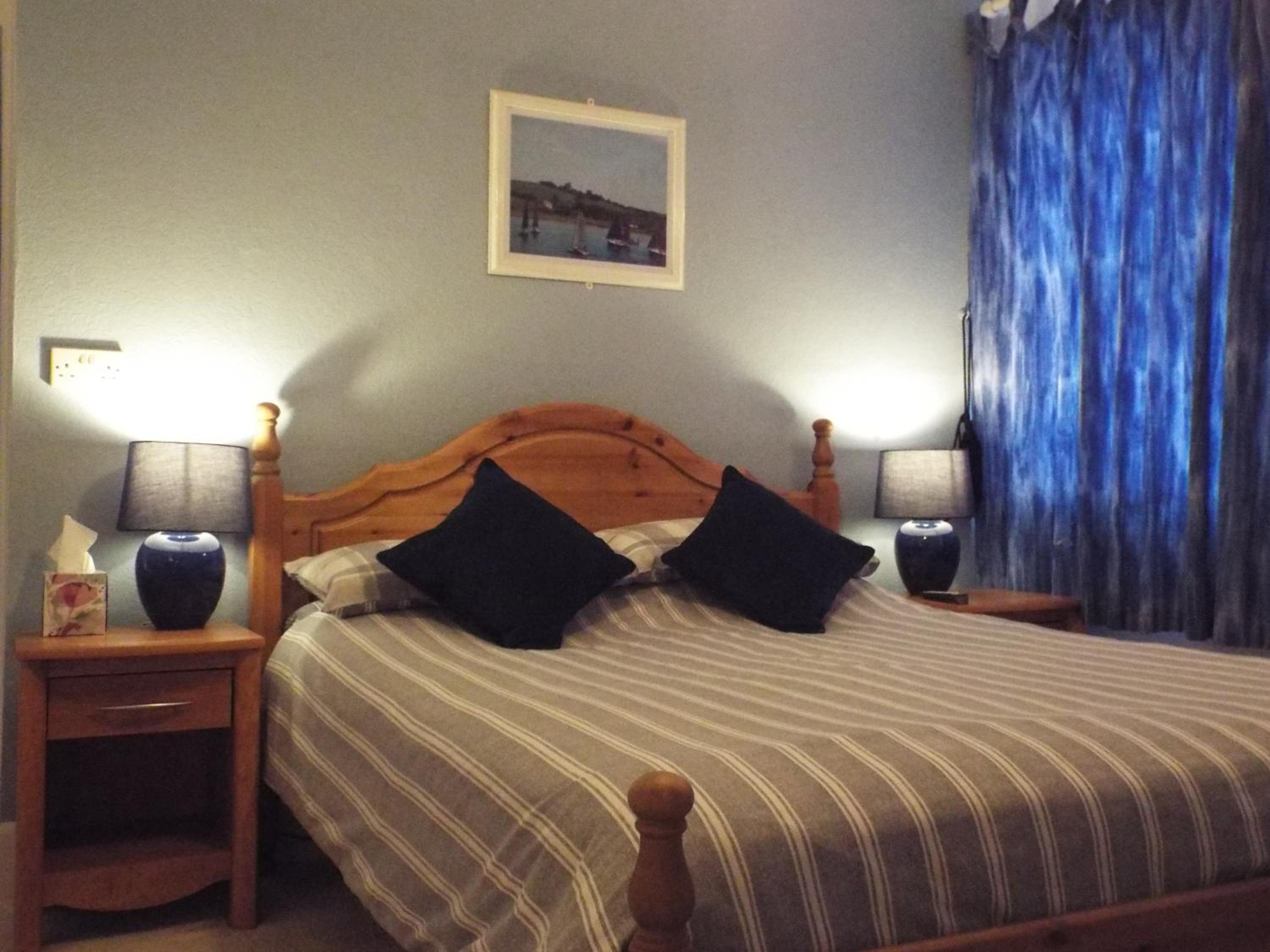 Double Room With Private Bathroom photo 1