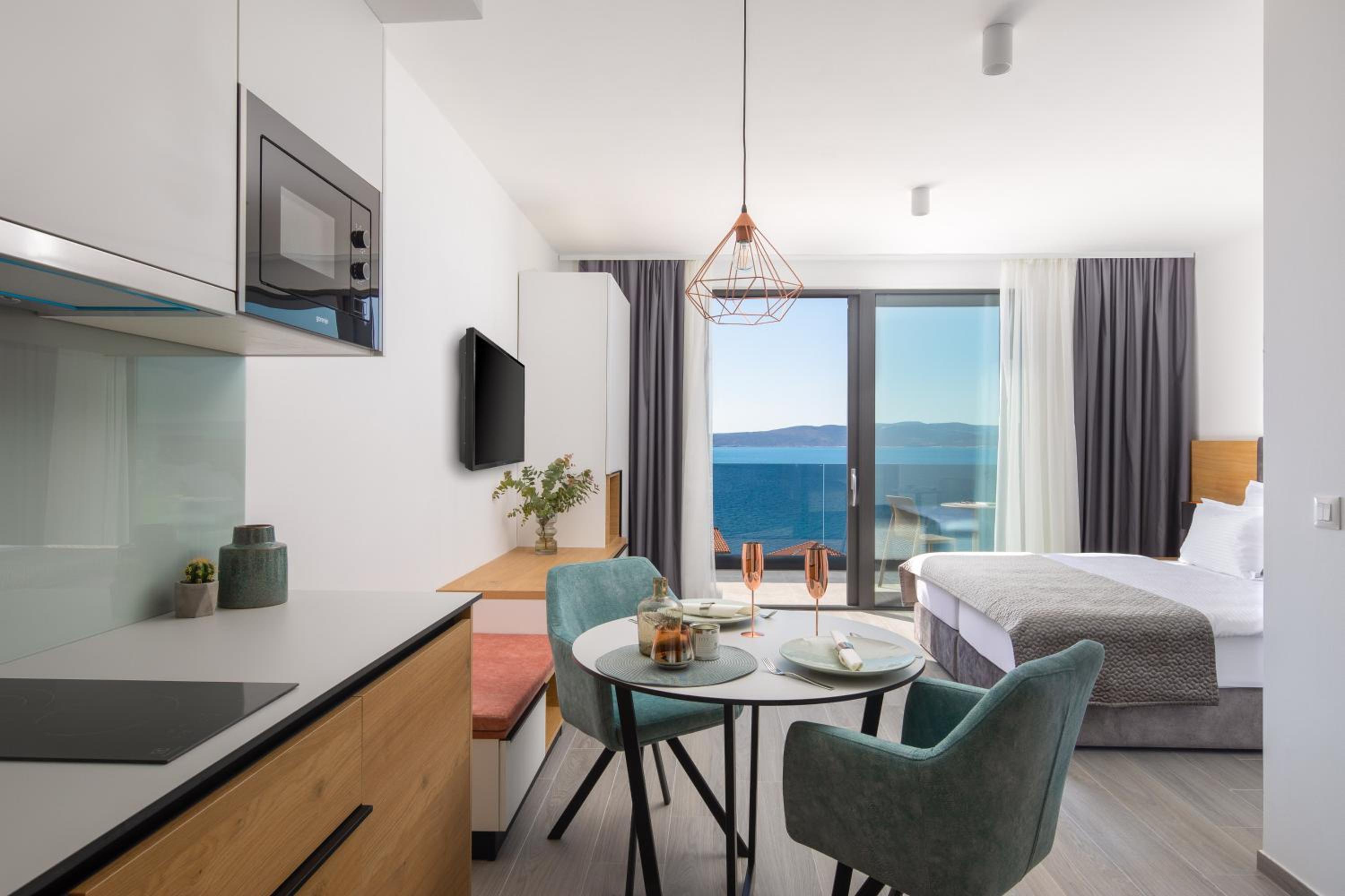 Studio with Sea View