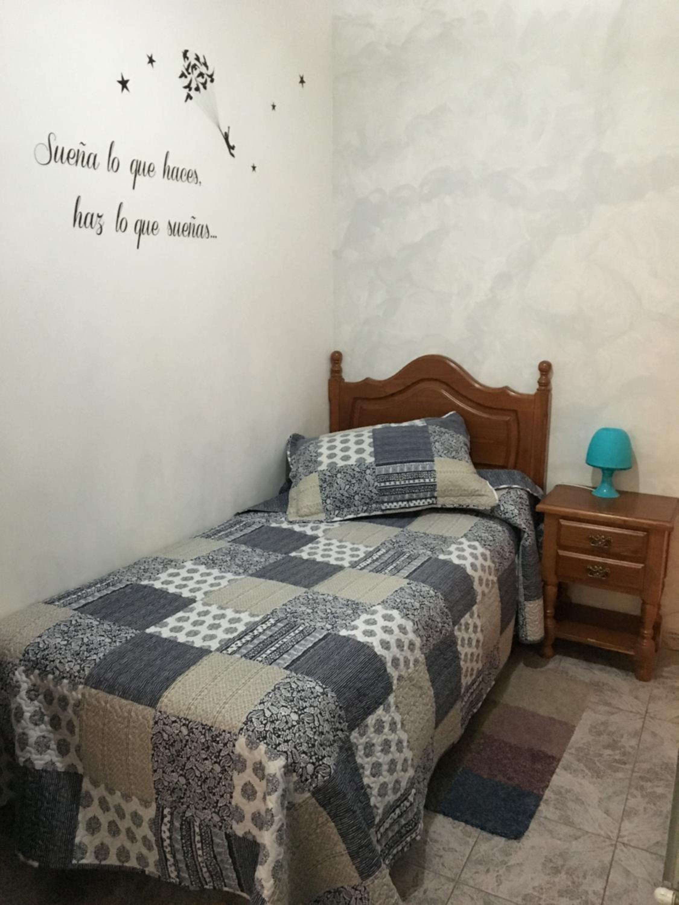 Single Room photo 2