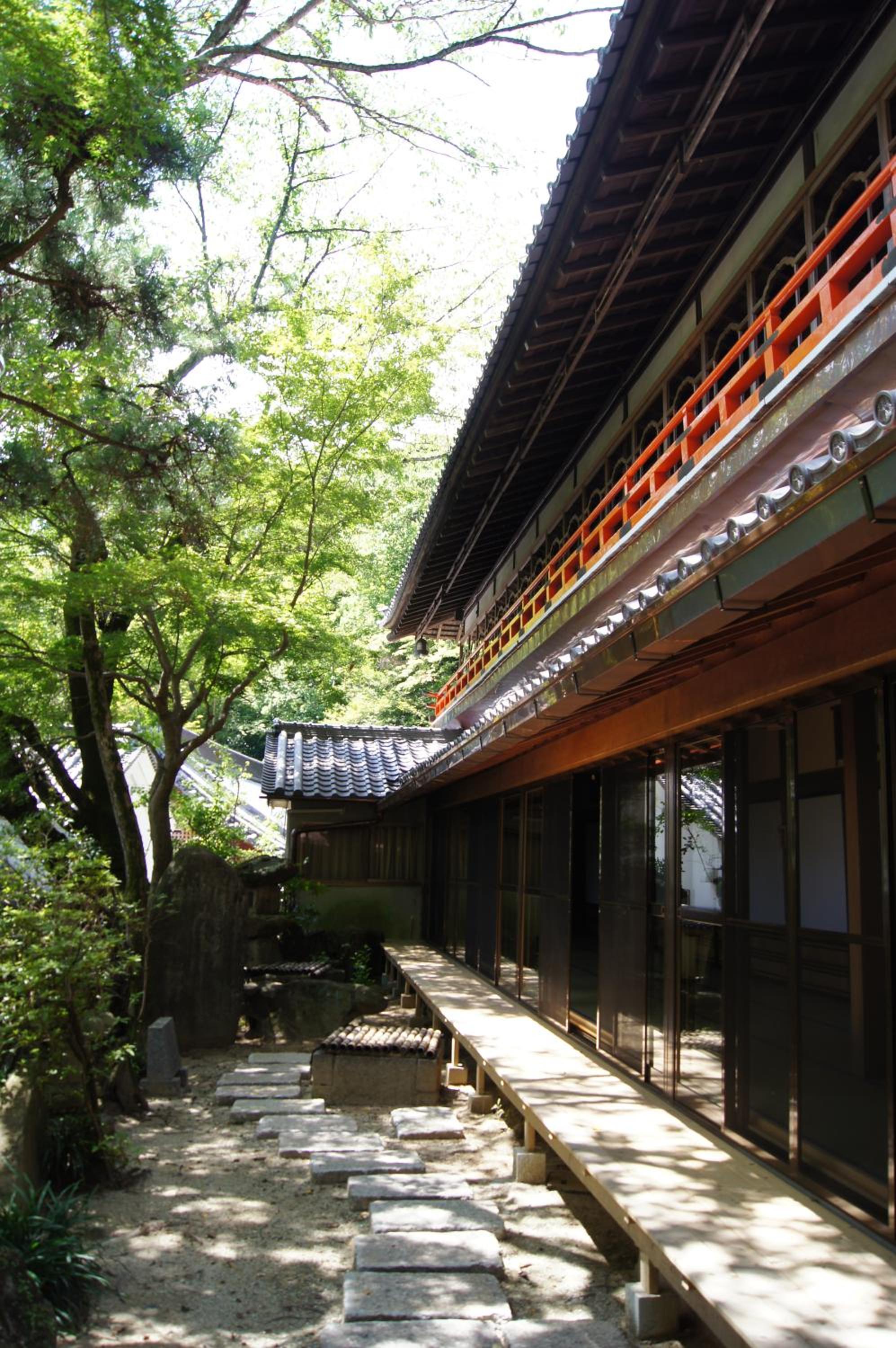 Japanese-Style Triple Room with Shared Bathroom photo 2