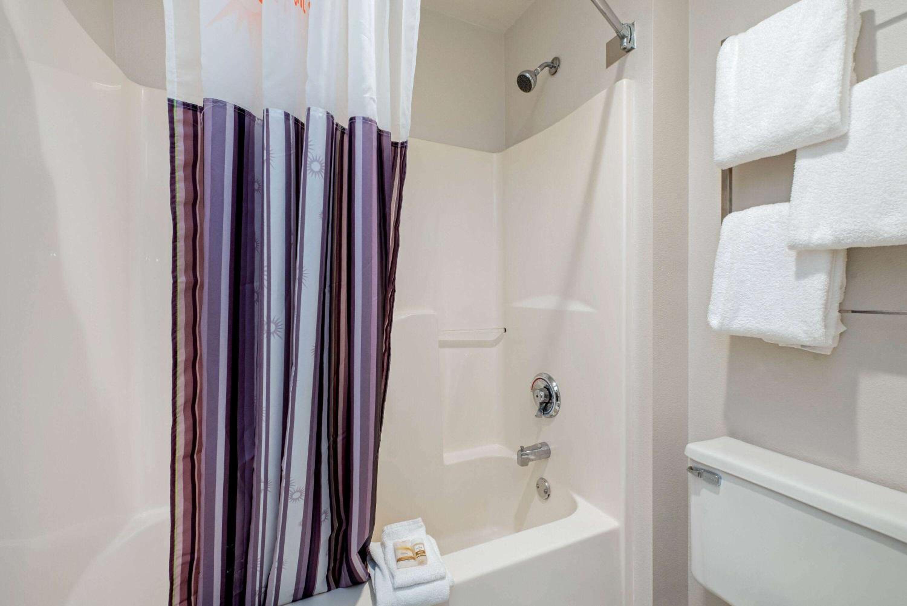 Double Room - Photo 4