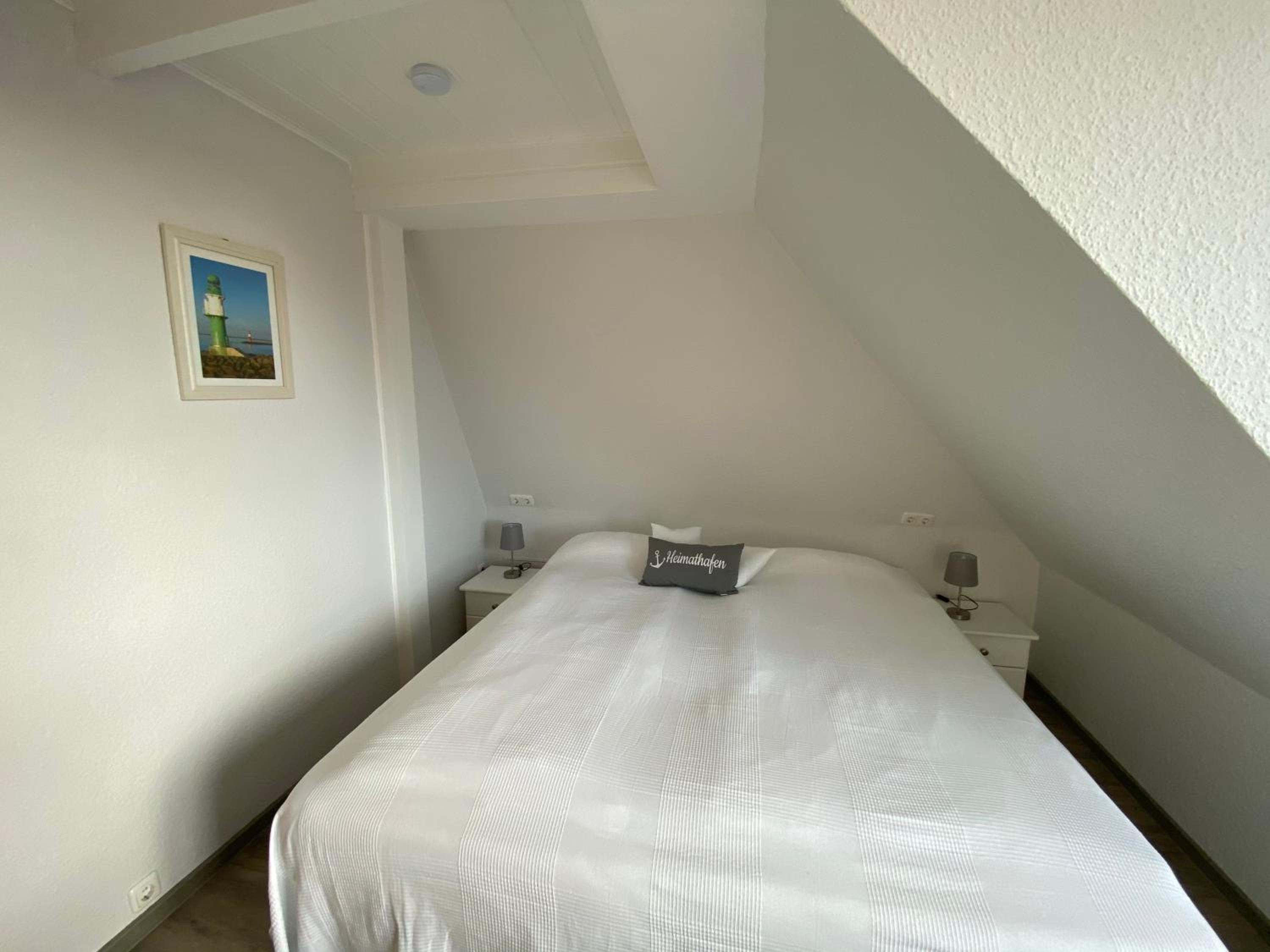 Large Single Room photo 1
