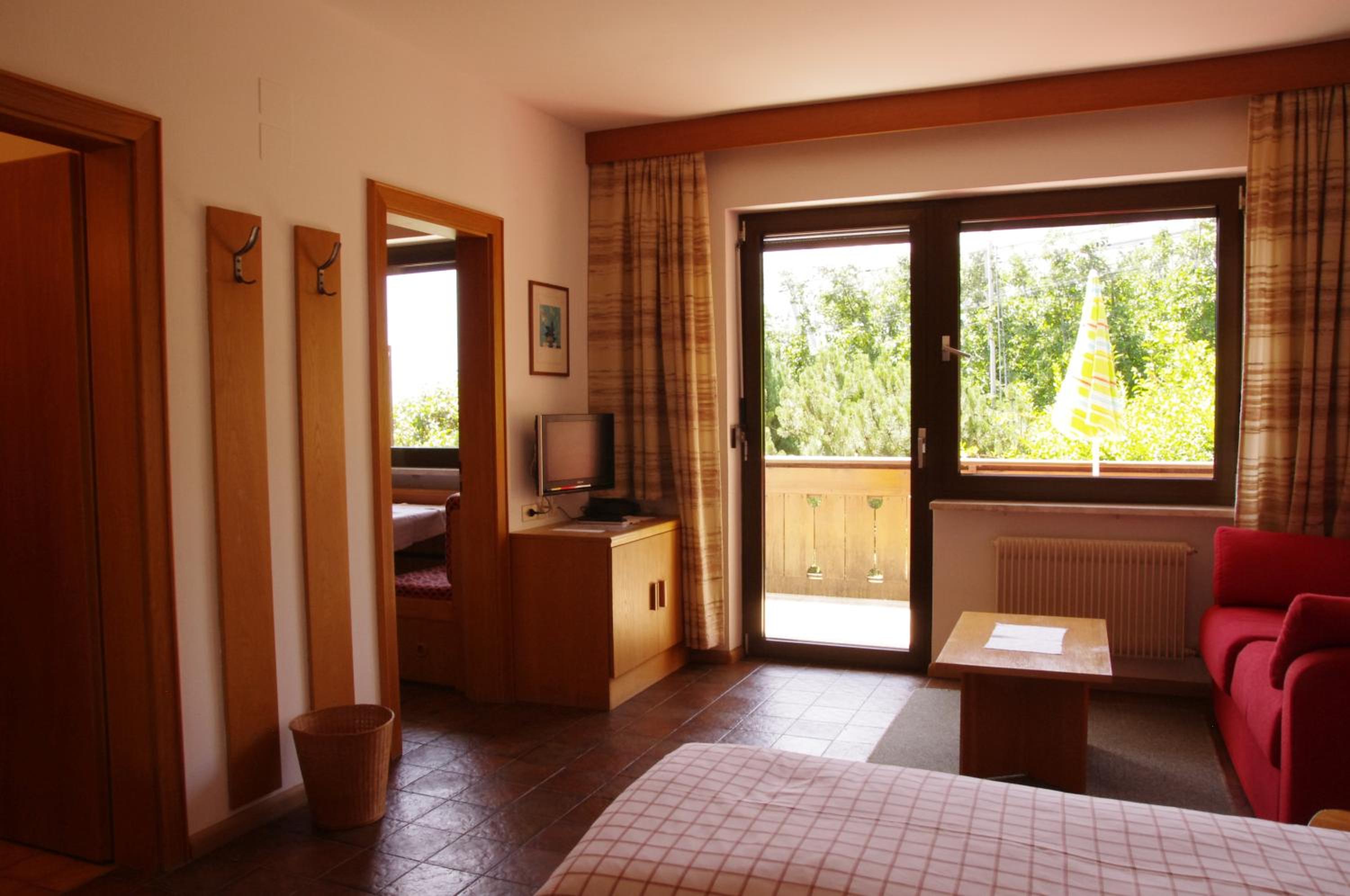 Apartment with Balcony (2 Adults) photo 1