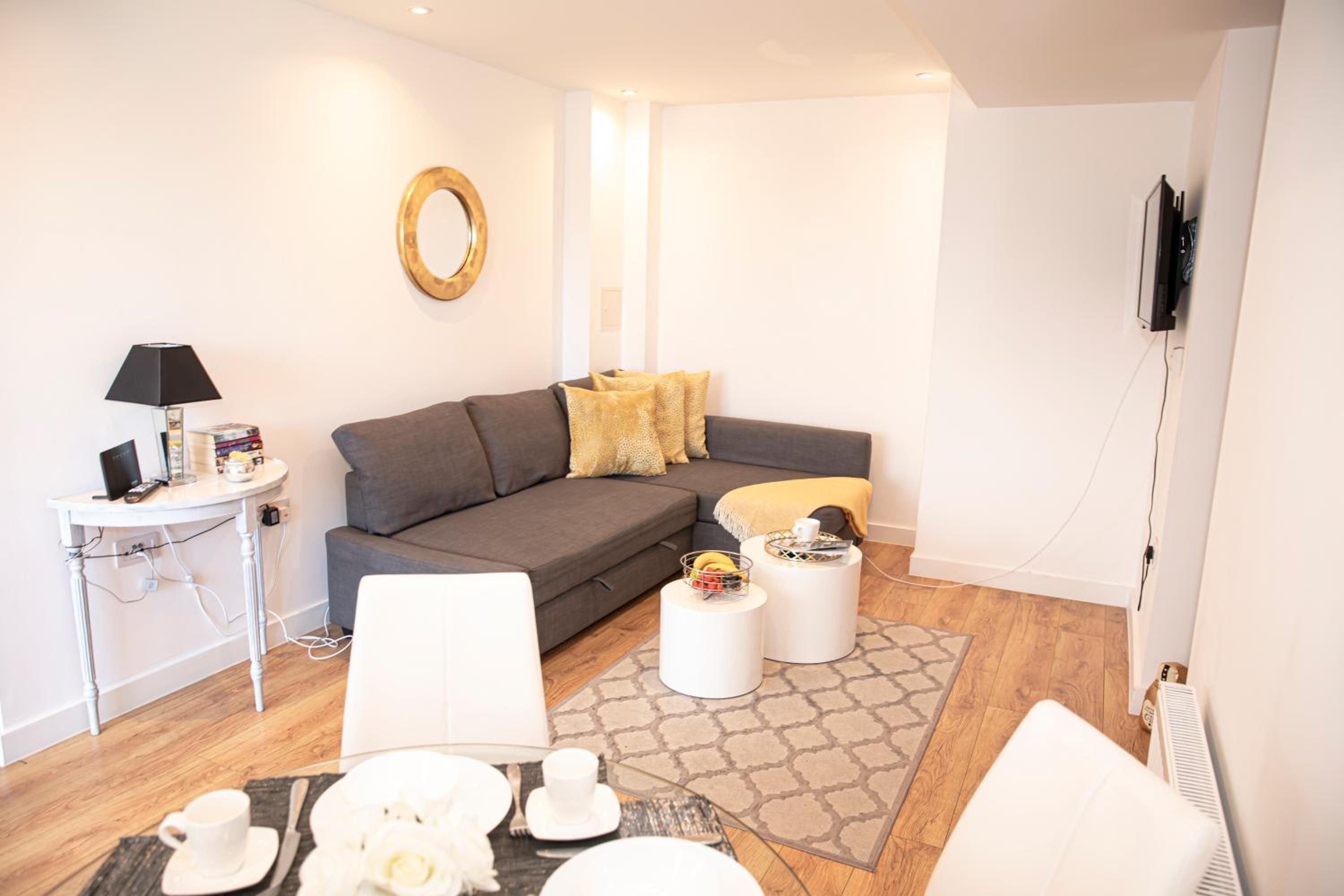 Deluxe Apartment photo 1