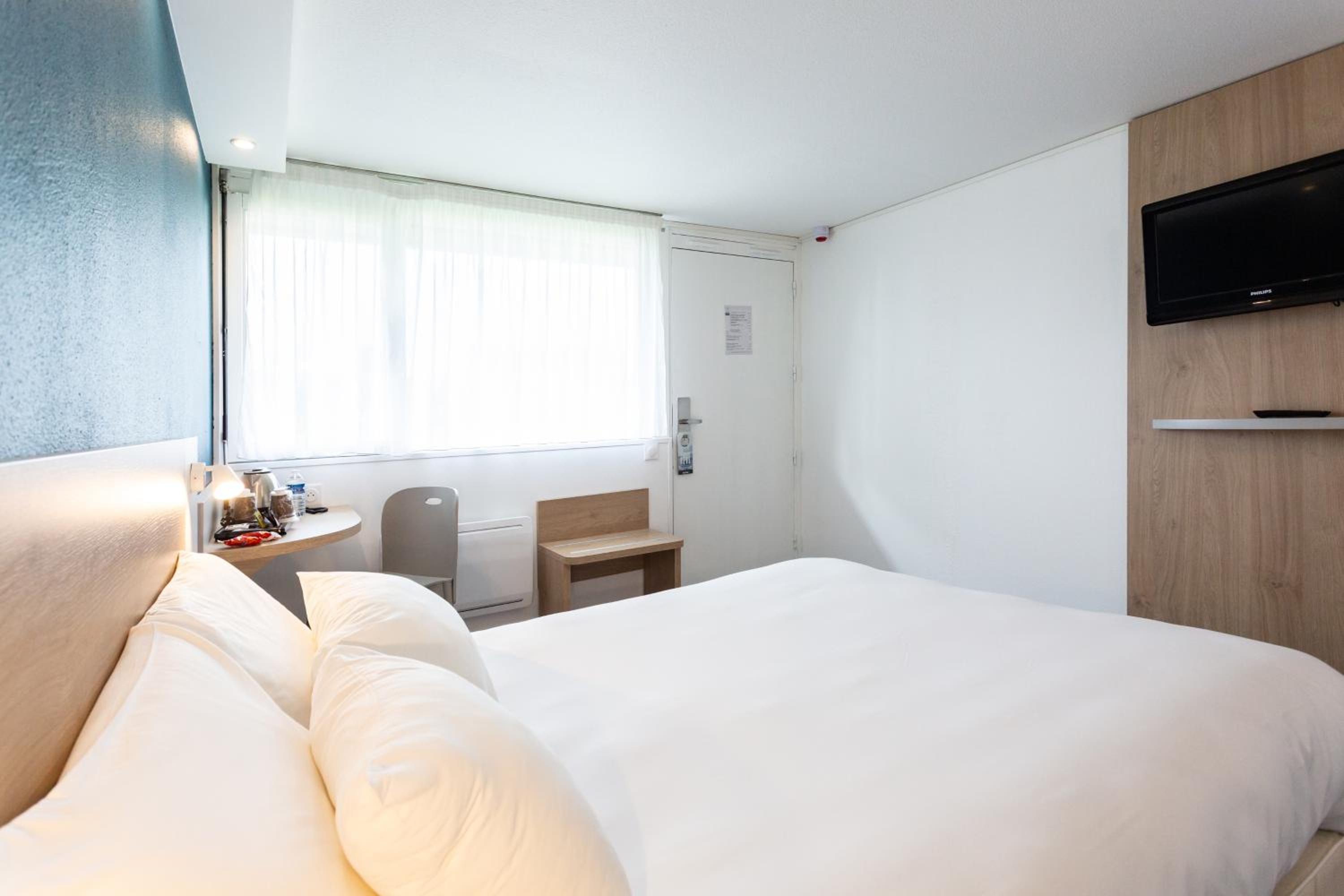Double Room with One Double Bed - Photo 4