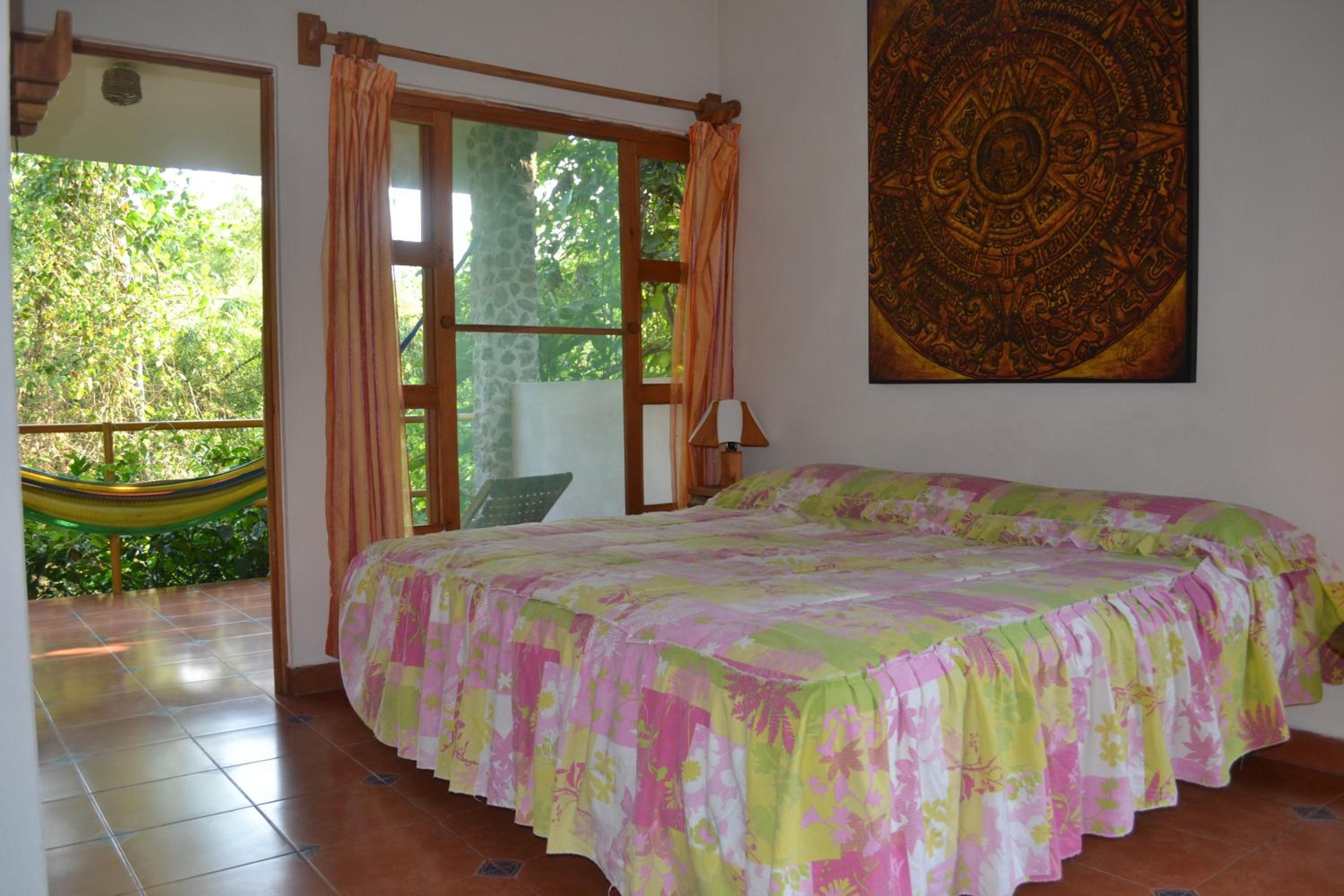 Bungalow photo 1