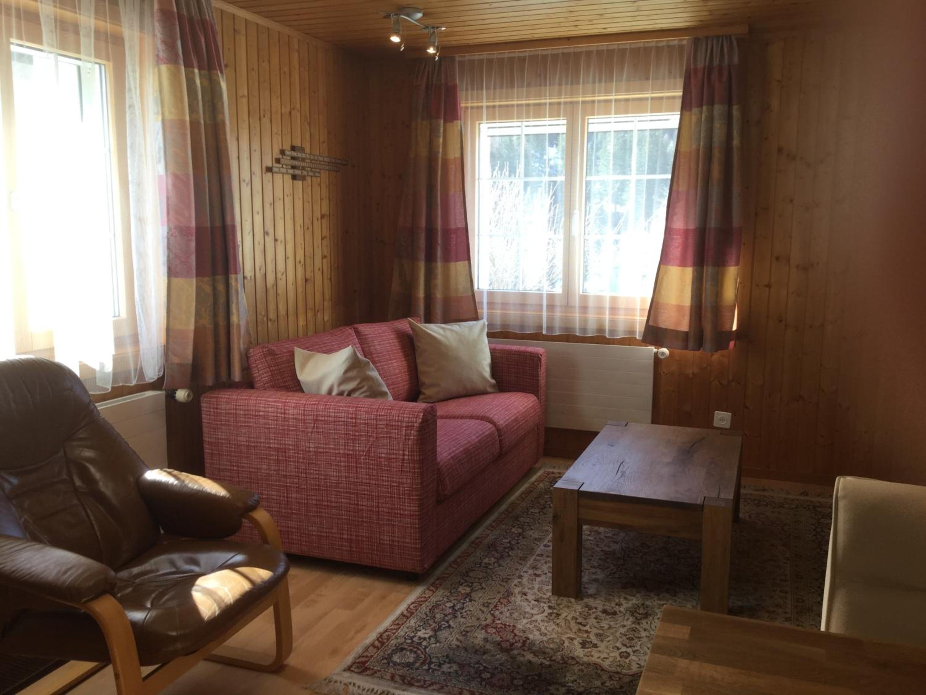 One-Bedroom Apartment - Photo 1