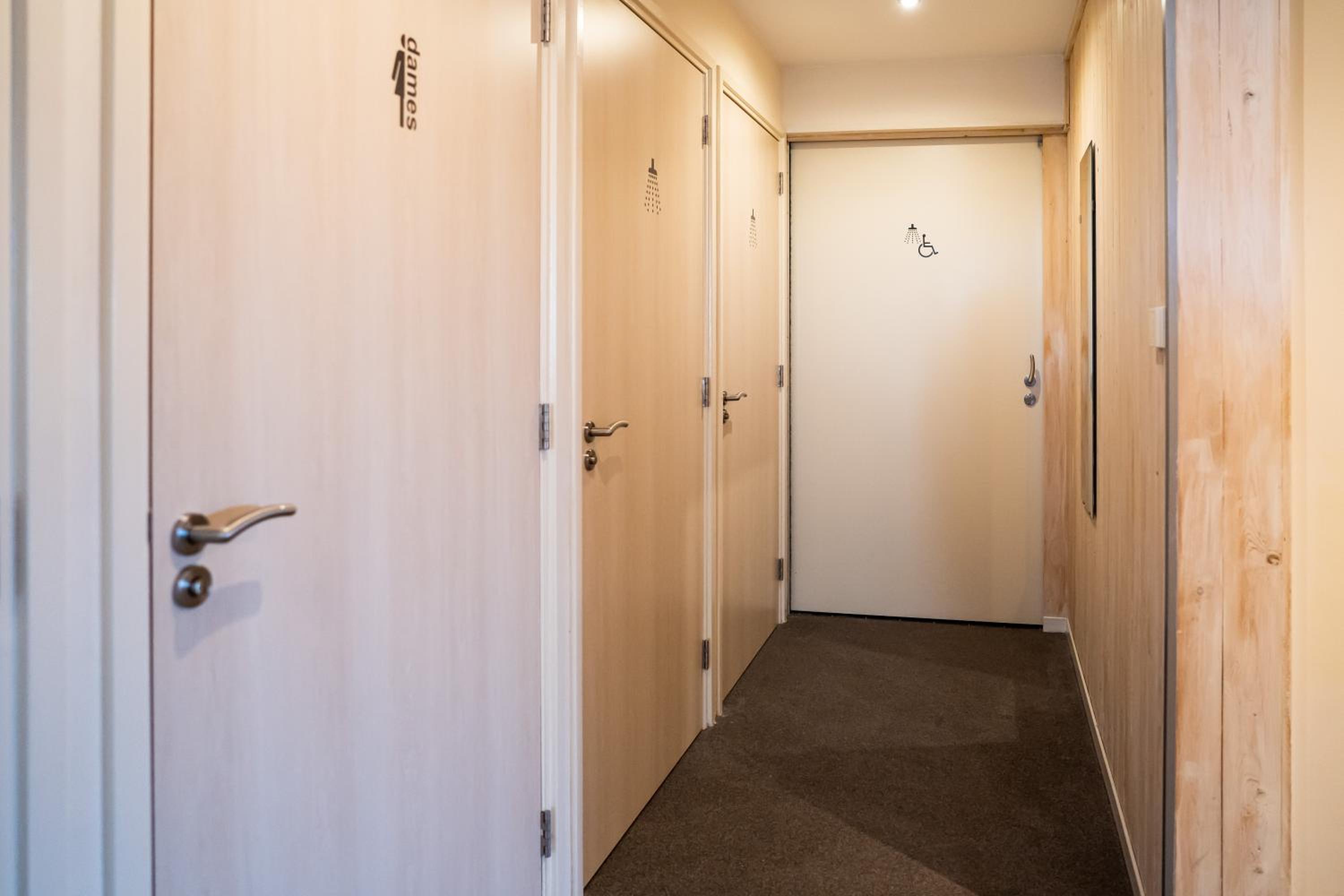 Three-Bedroom Apartment - Photo 7
