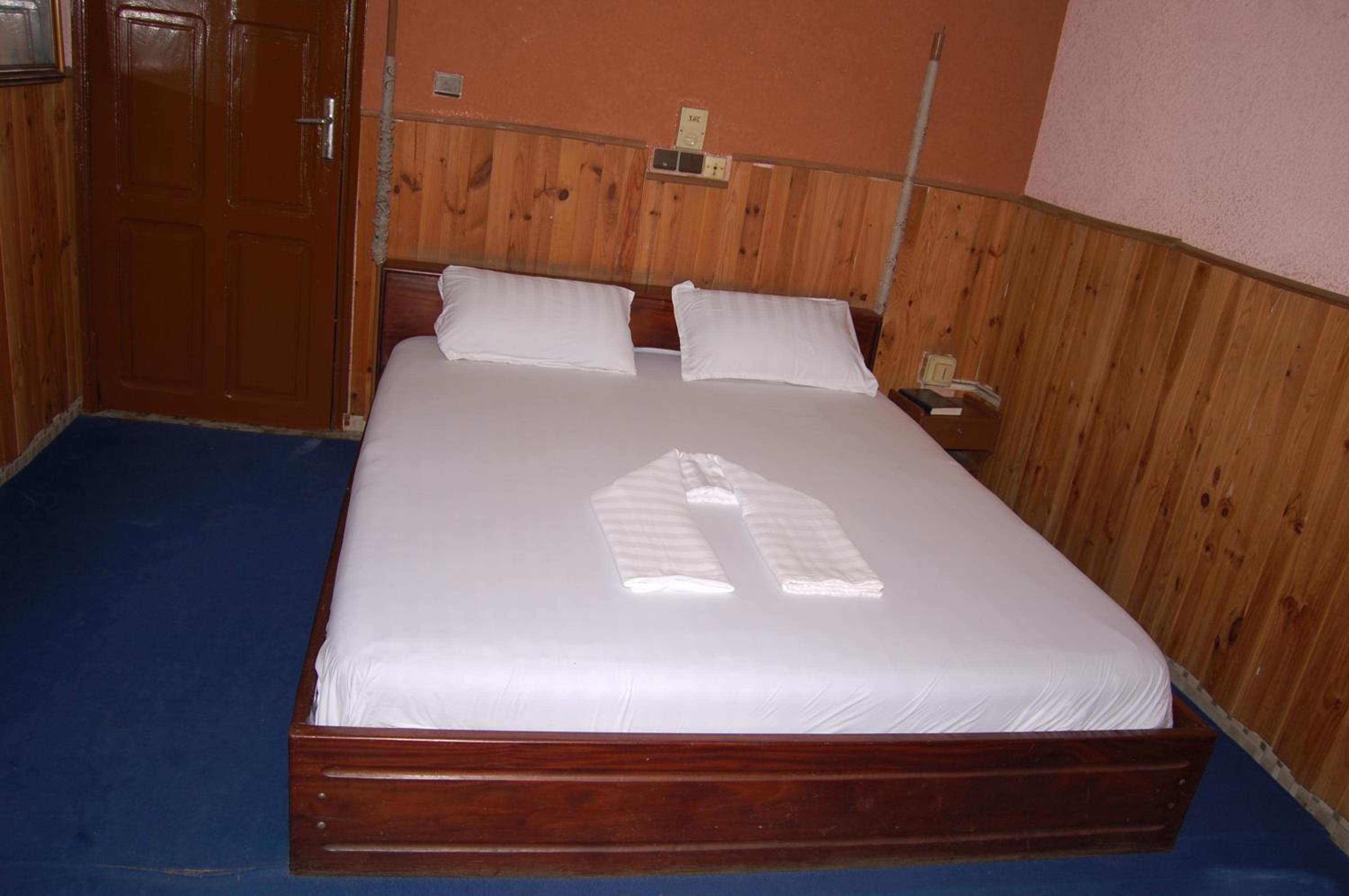 Standard Double Room photo 2