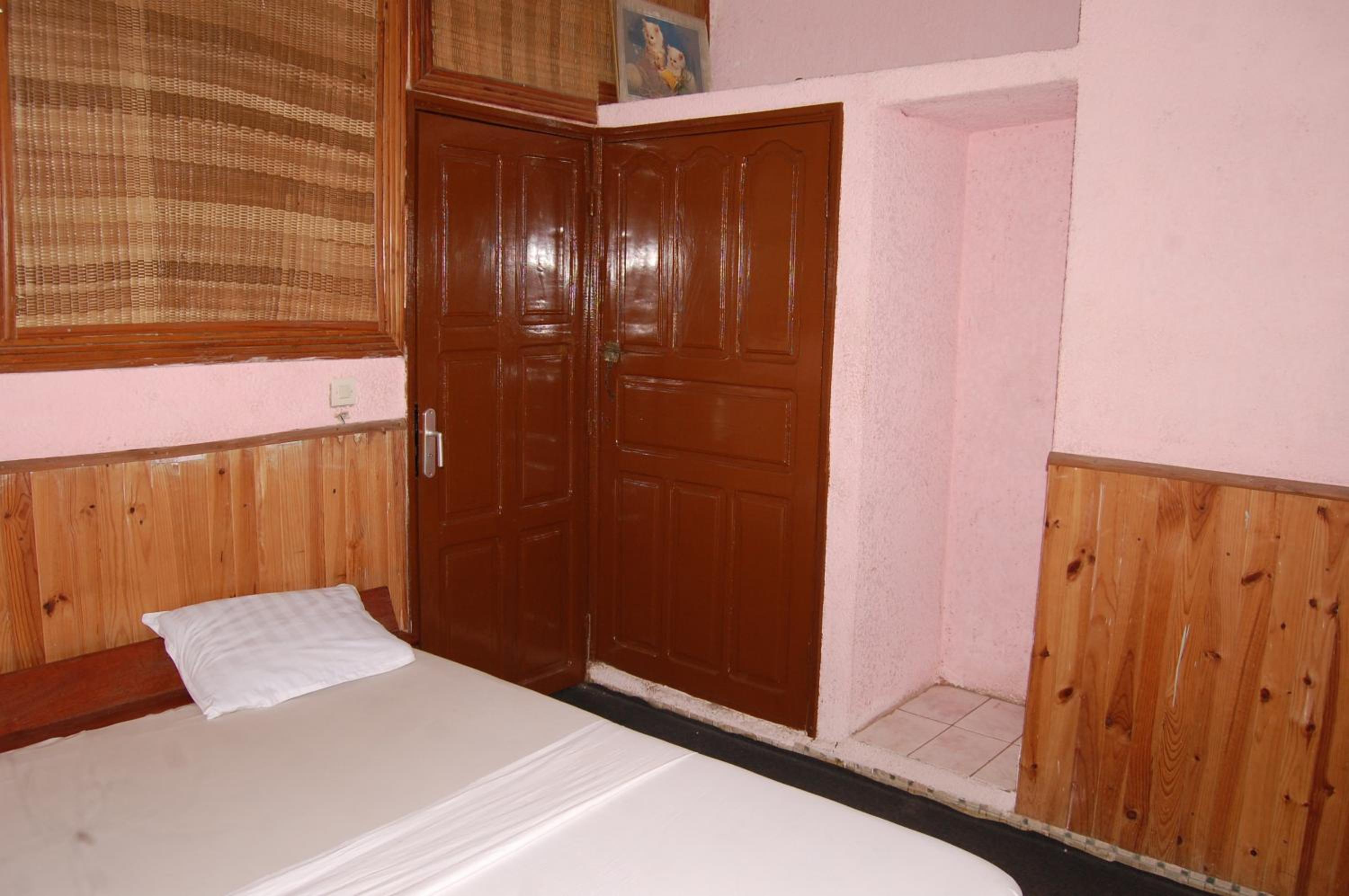 Standard Double Room photo 3