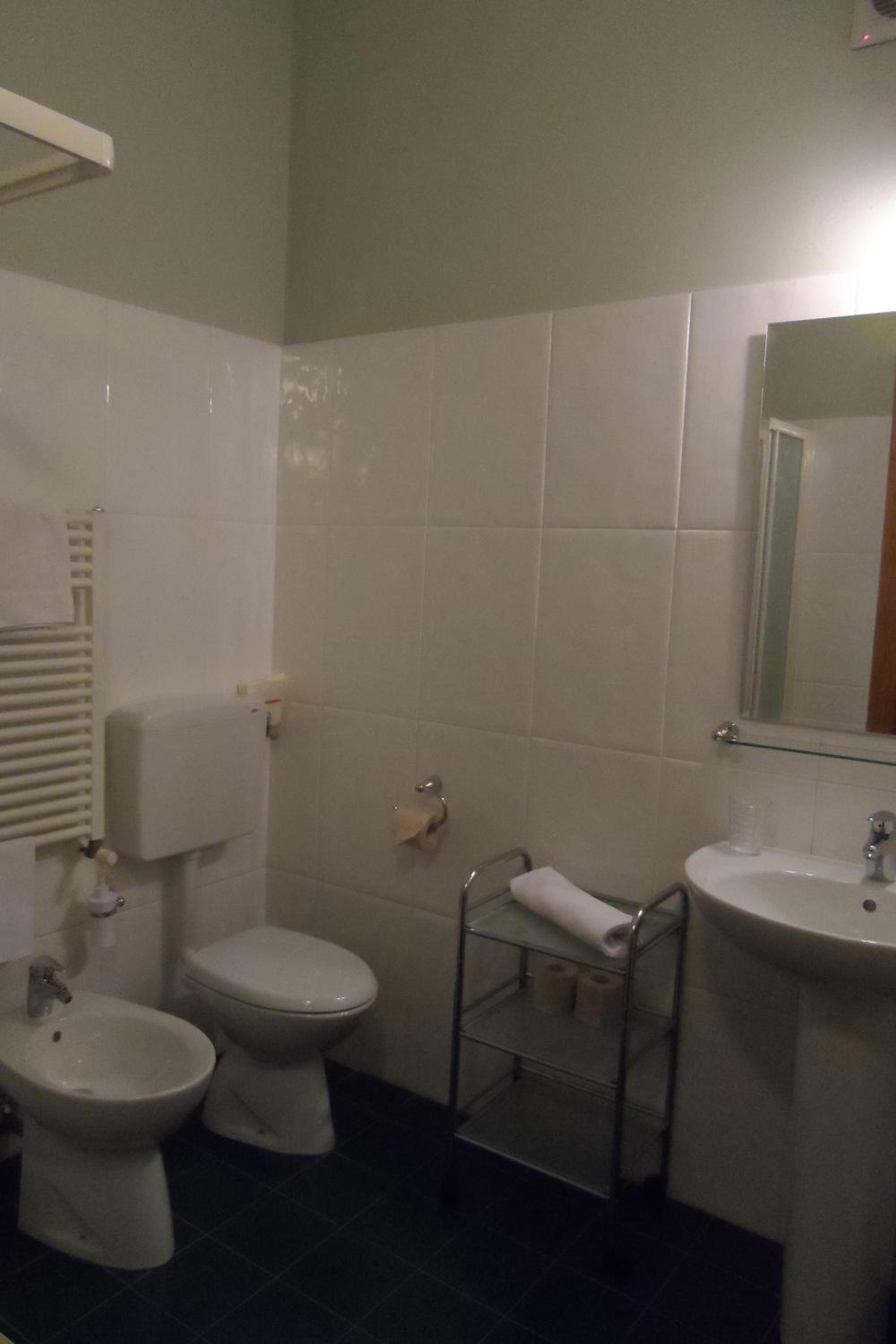 Quadruple Room - Photo 2