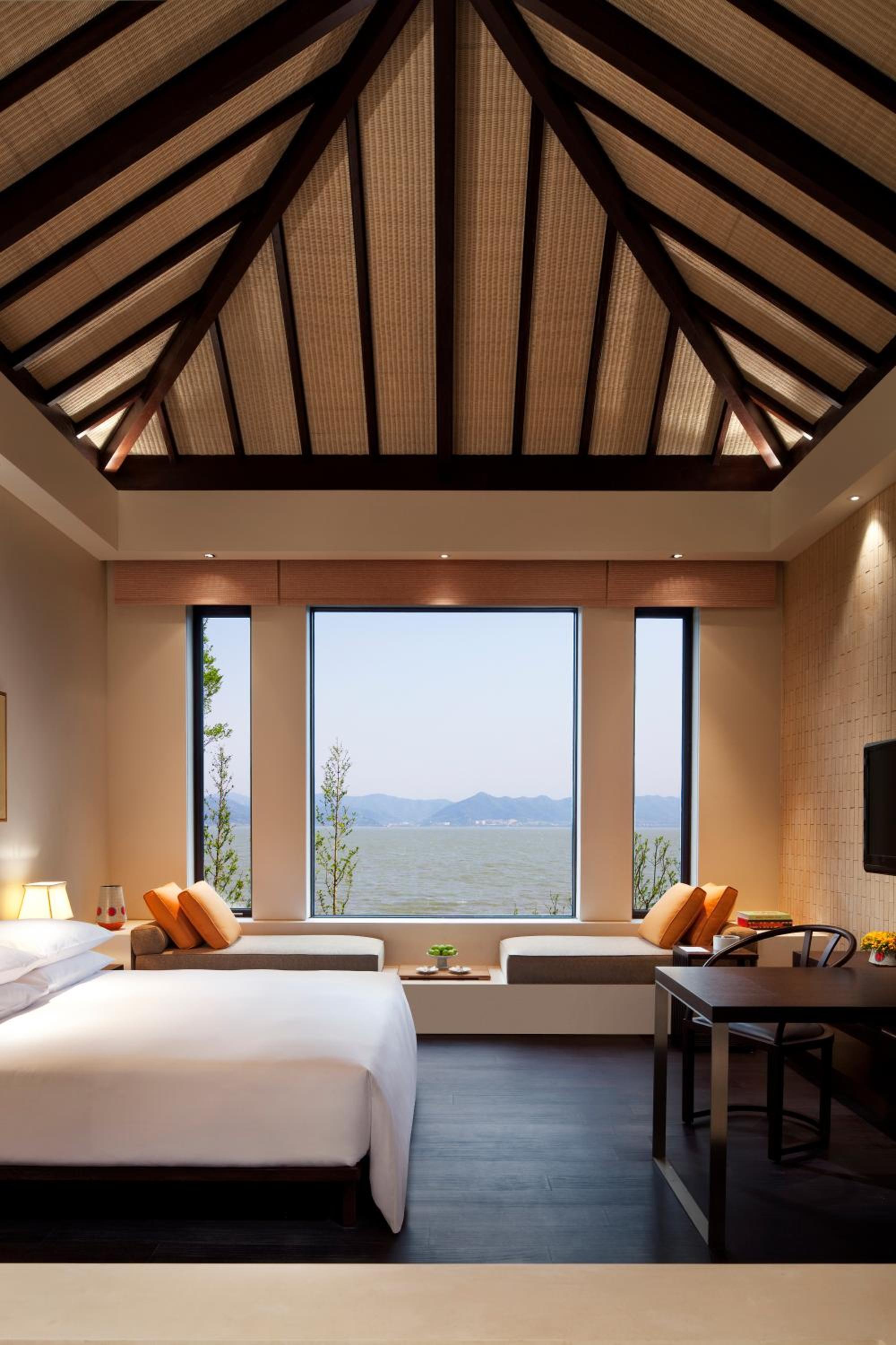 King Room with Lake View