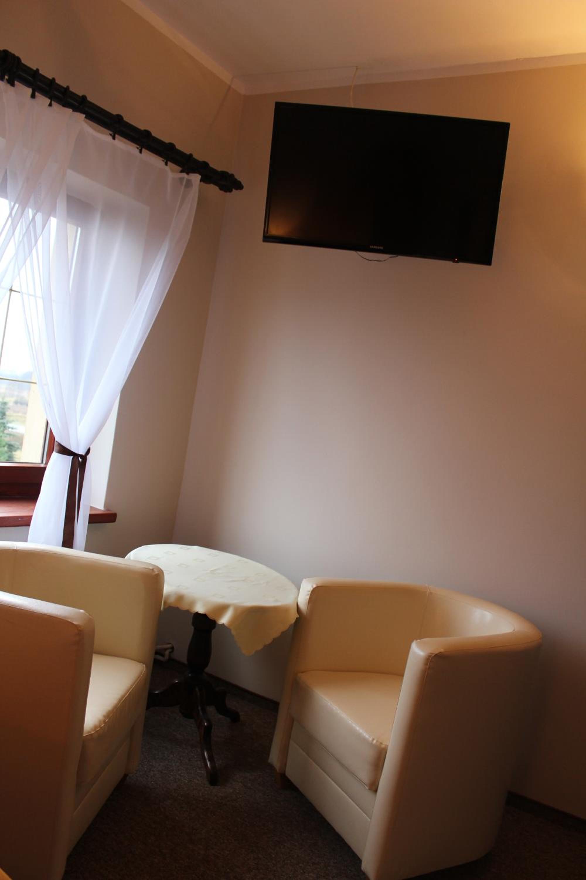 Double Room - Photo 2