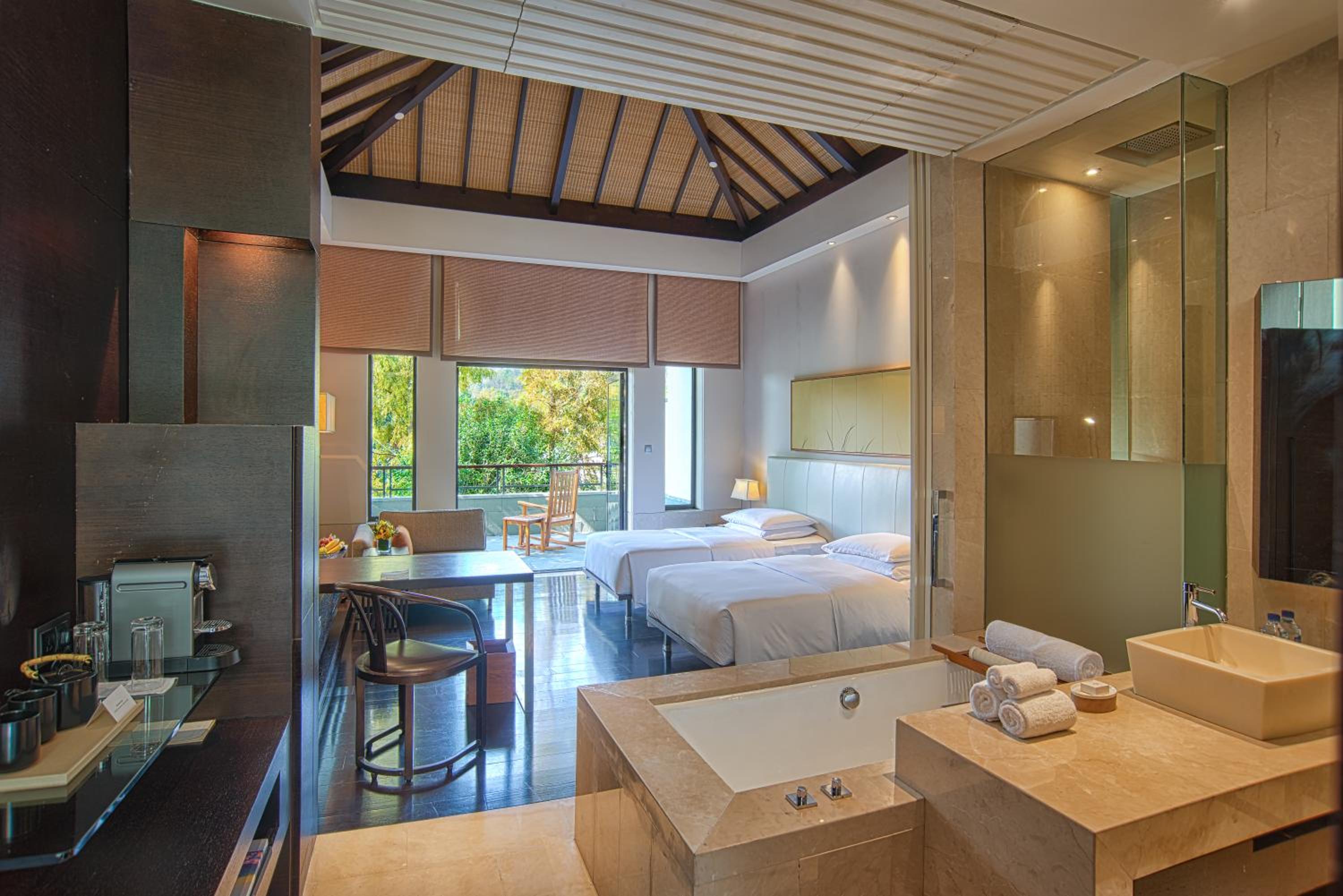 Twin Room with Garden View photo 3