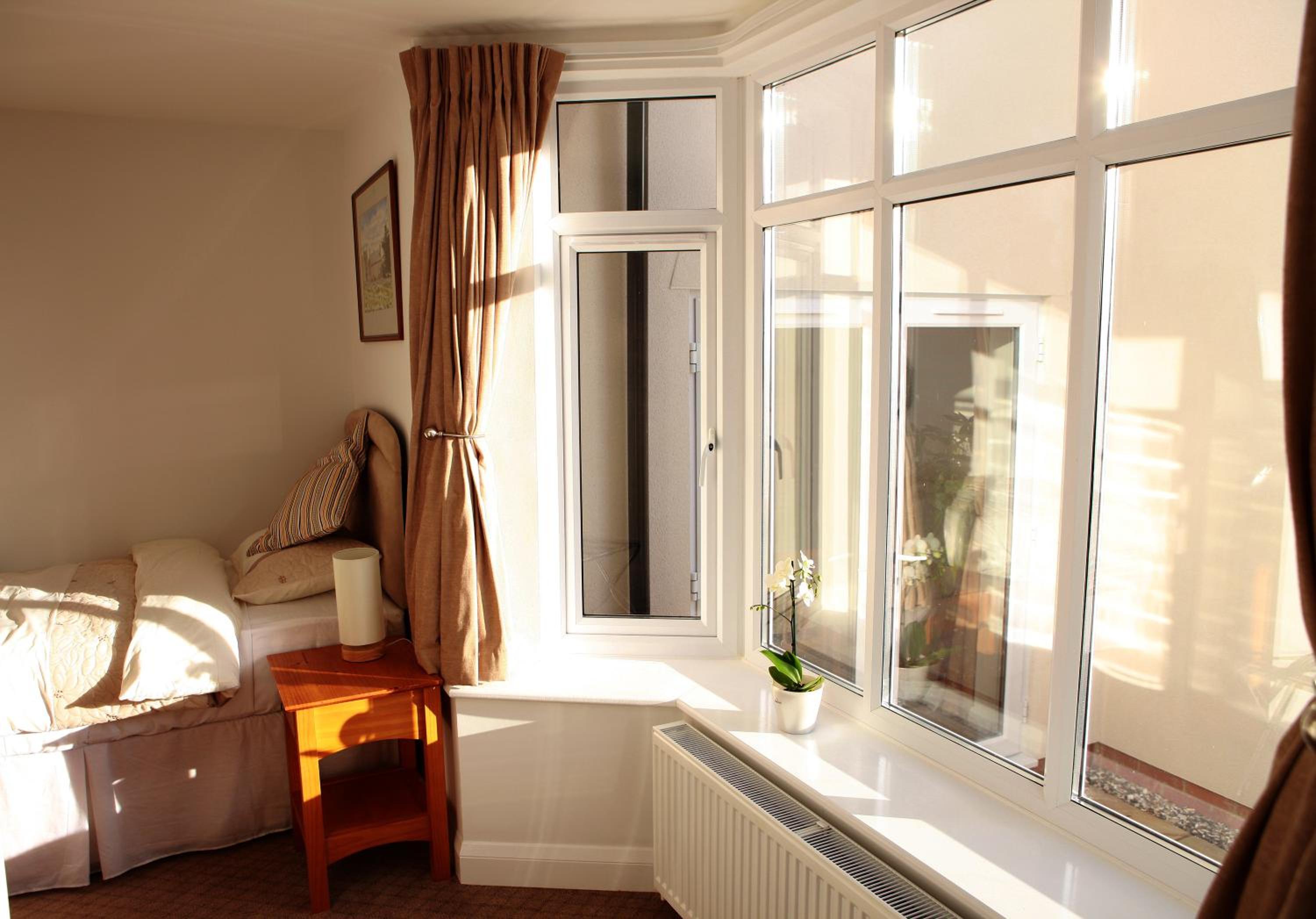 Single Room - Disability Access photo 2