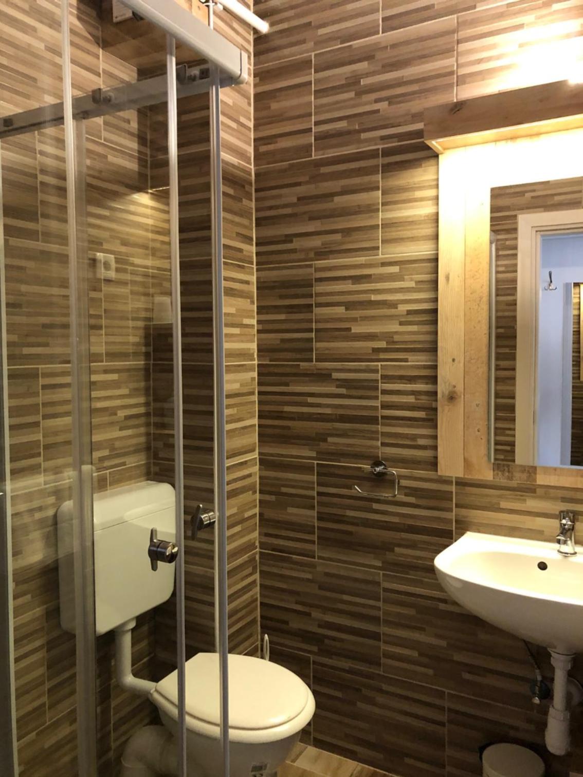 Double or Twin Room photo 2