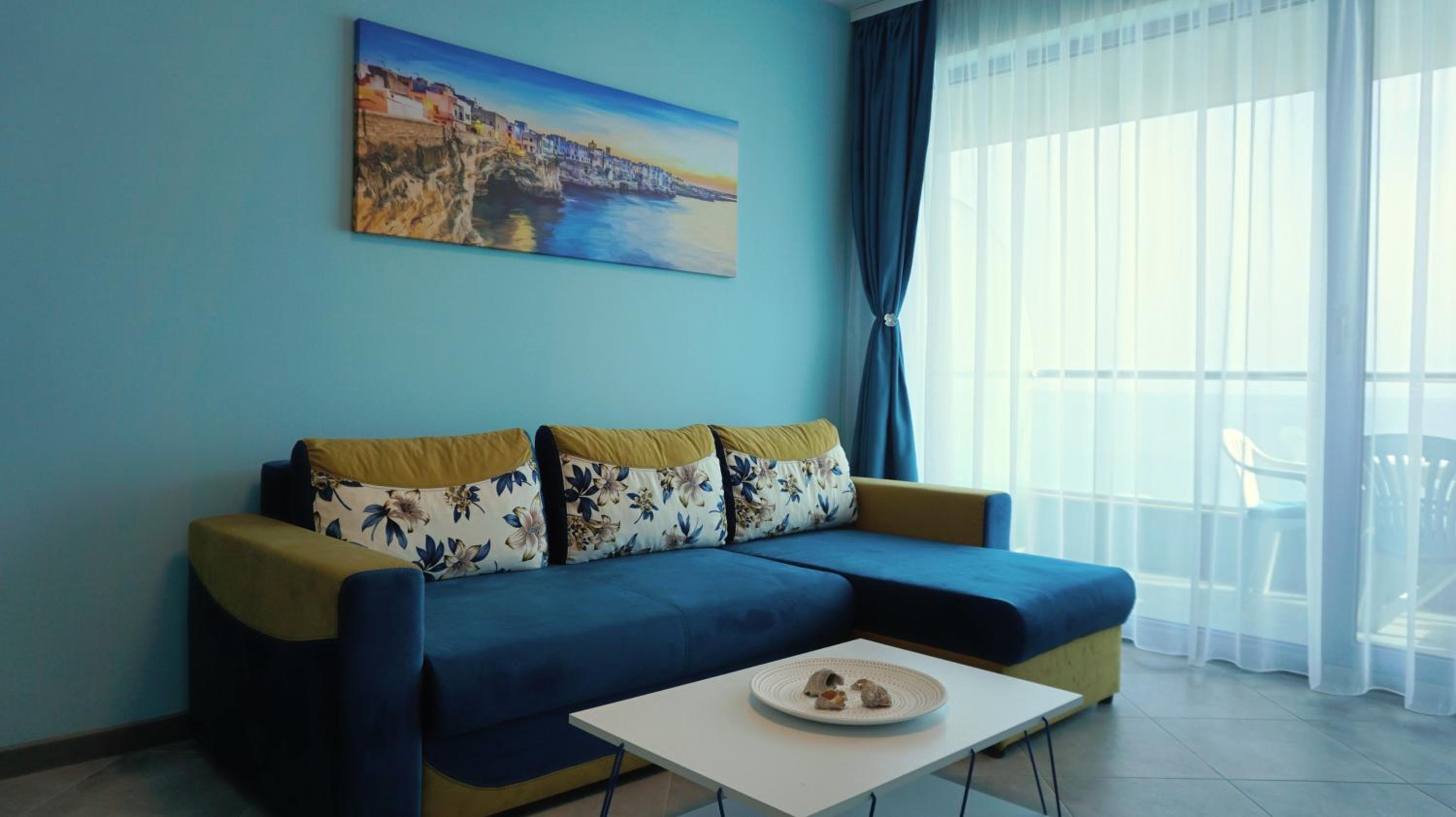 Apartment with Sea View