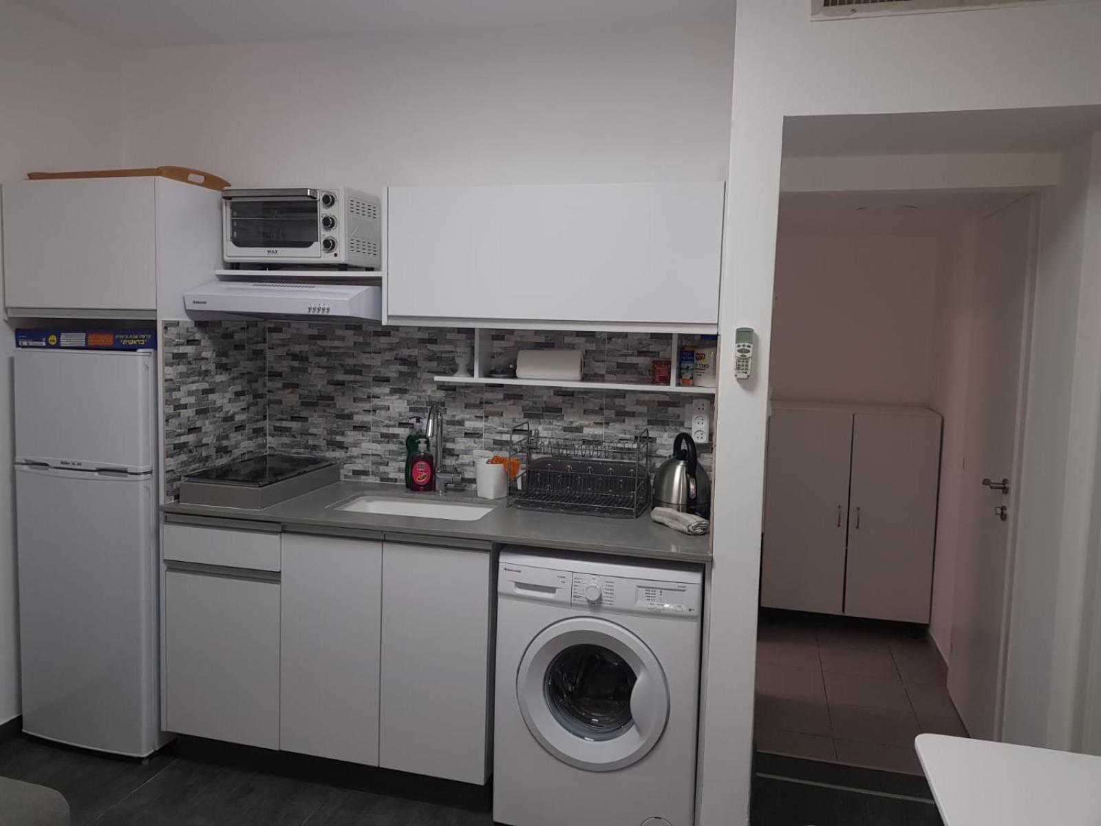 One-Bedroom Apartment - First Floor - Photo 8