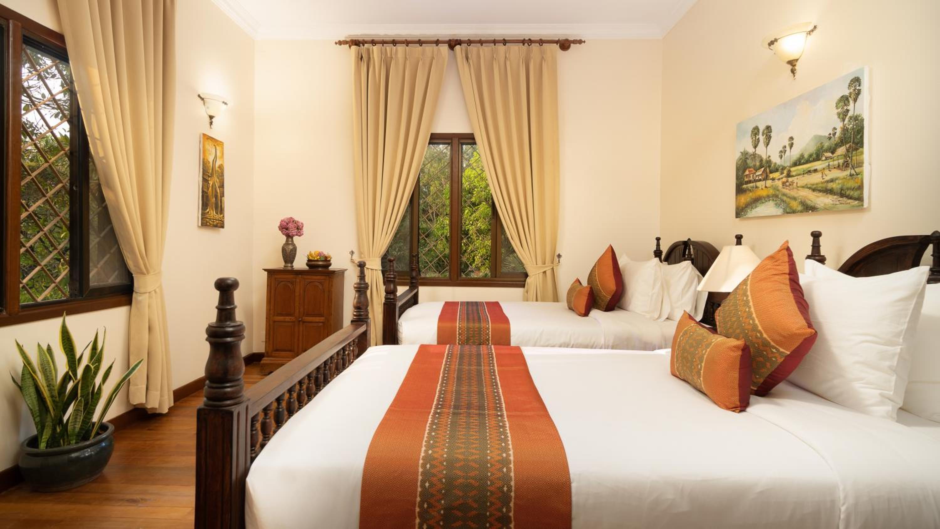 Private Four-Bedroom Home - Daily Afternoon Tea + Personal Butler + Personal Chef