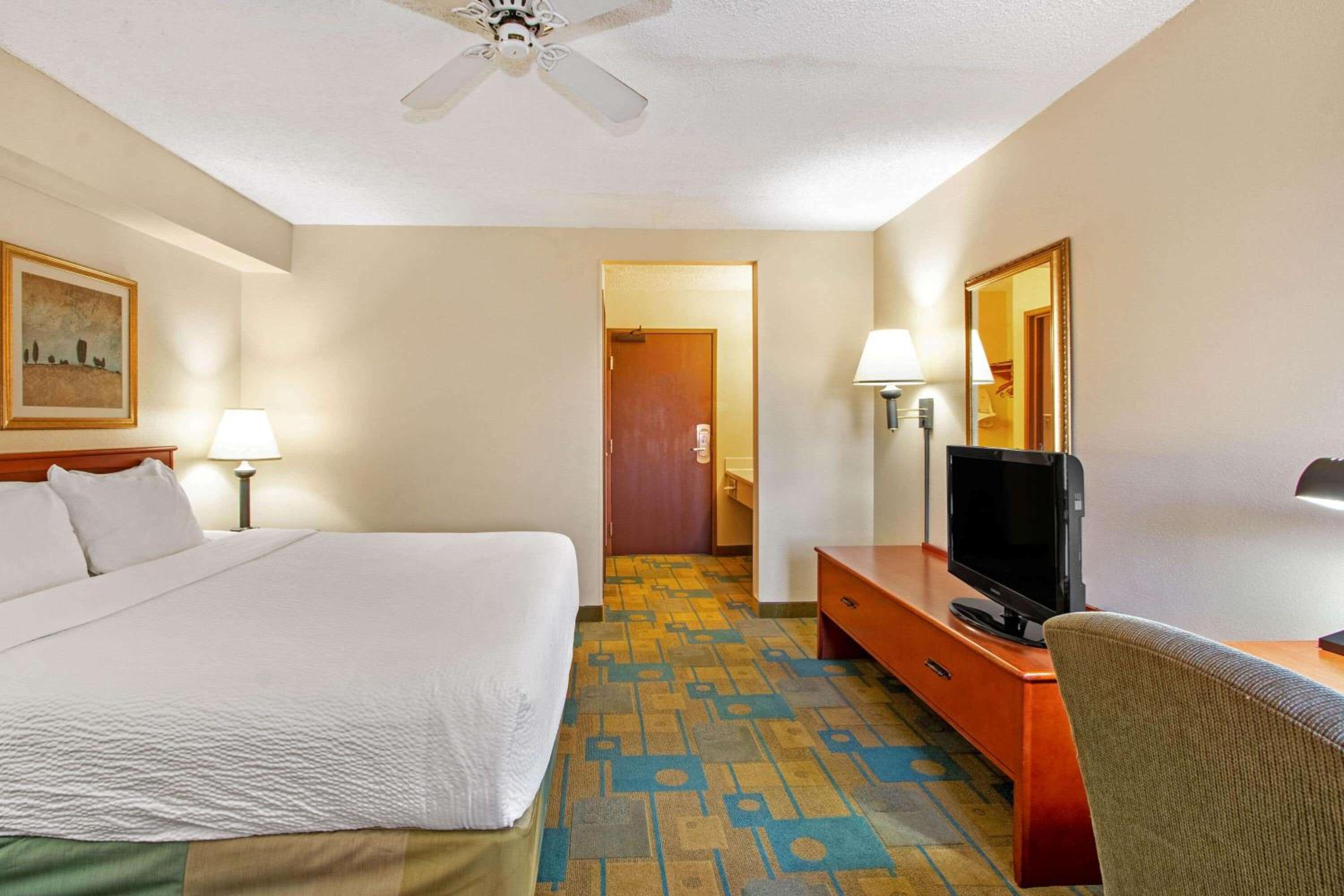 King Room - Photo 1