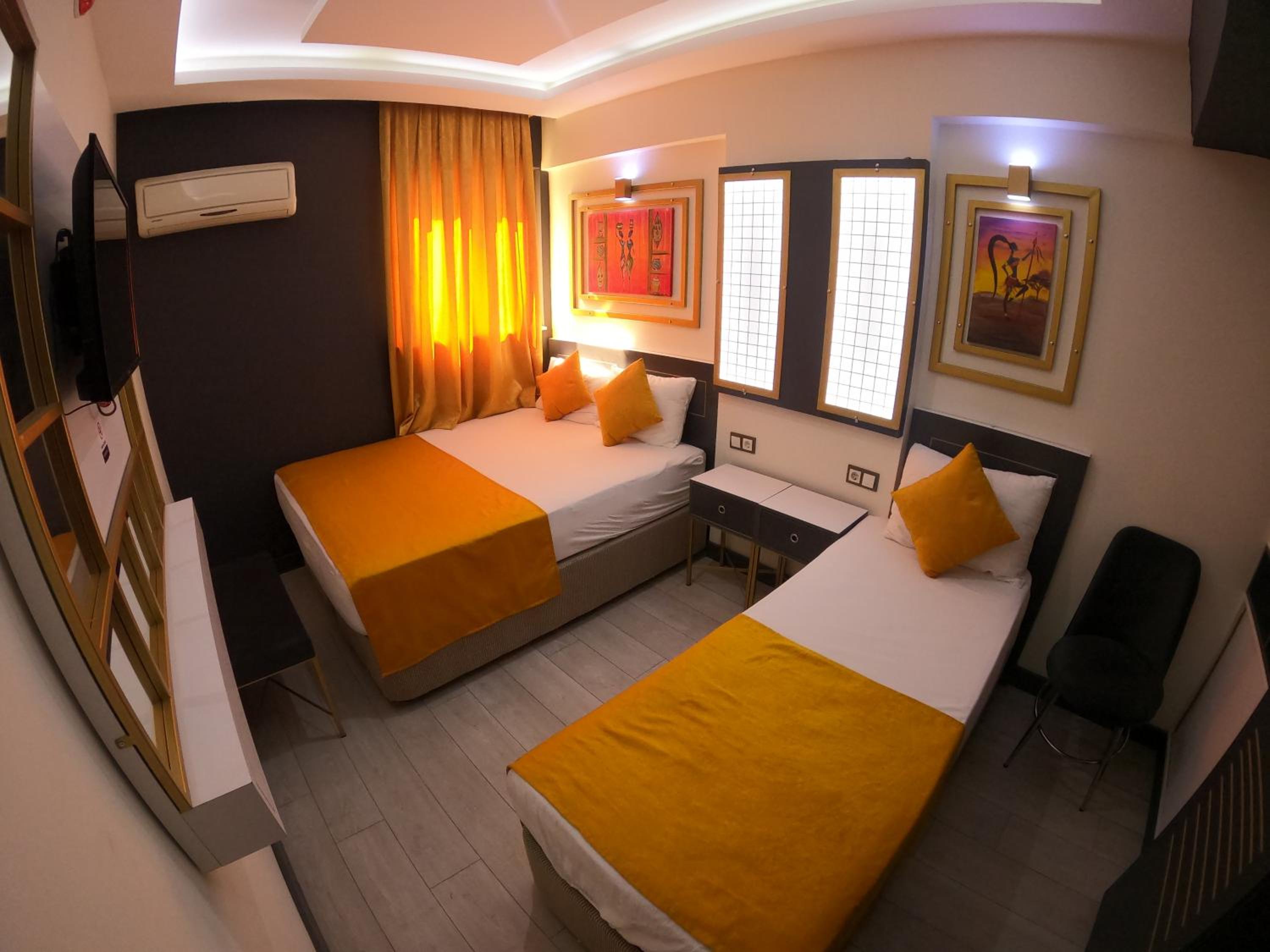 Standard Triple Room photo 2