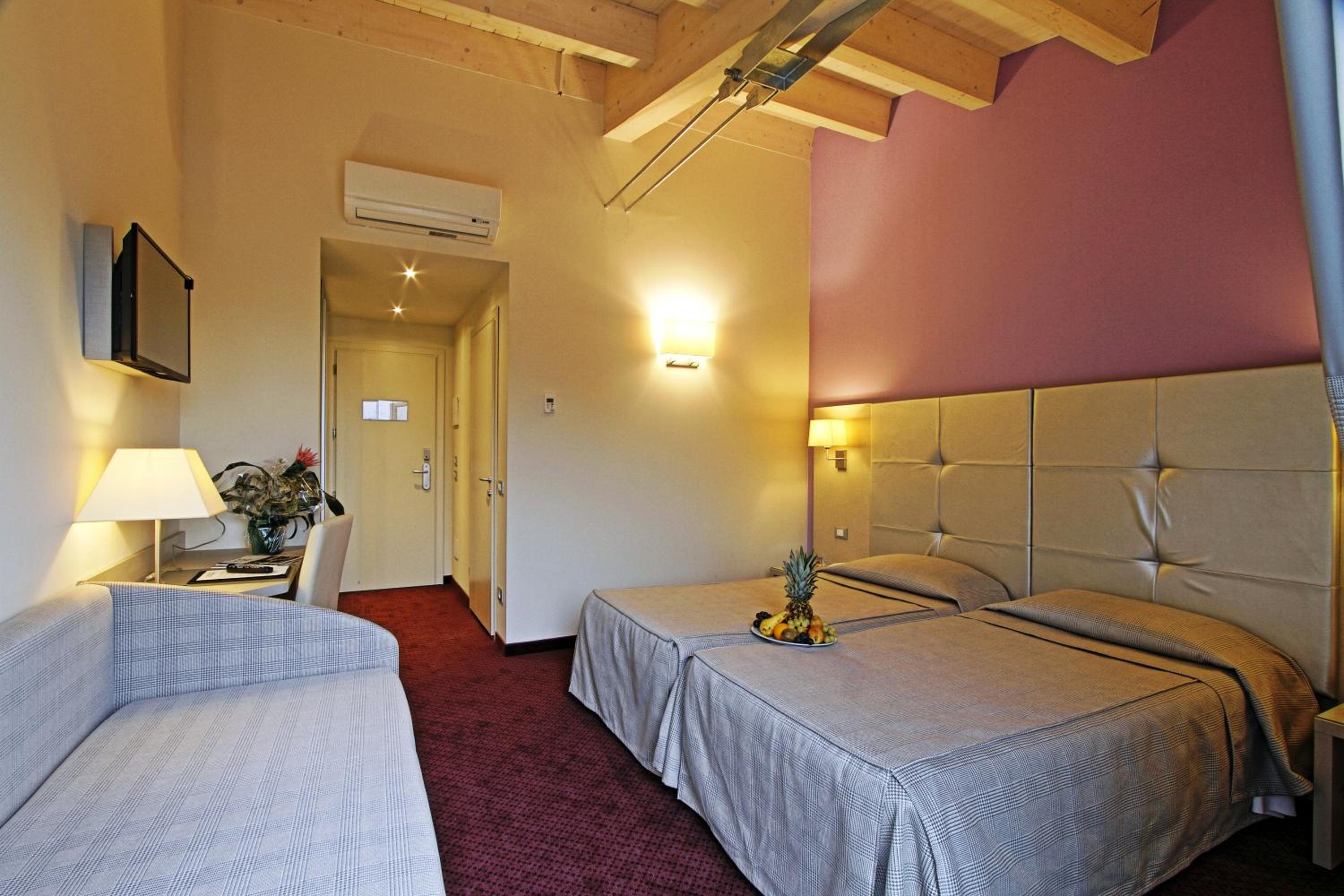 Triple Room photo 1