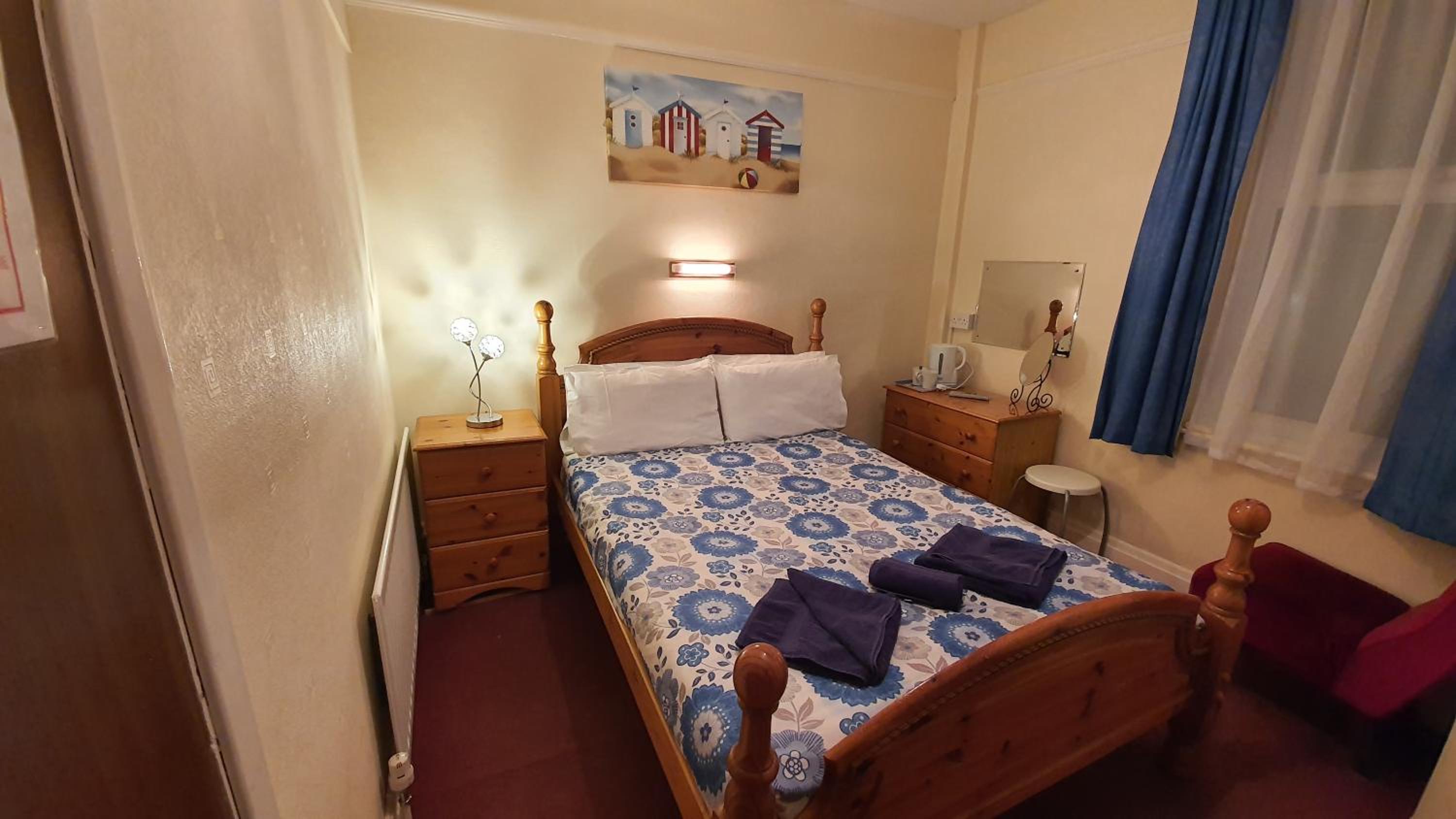 Standard Double Room photo 3