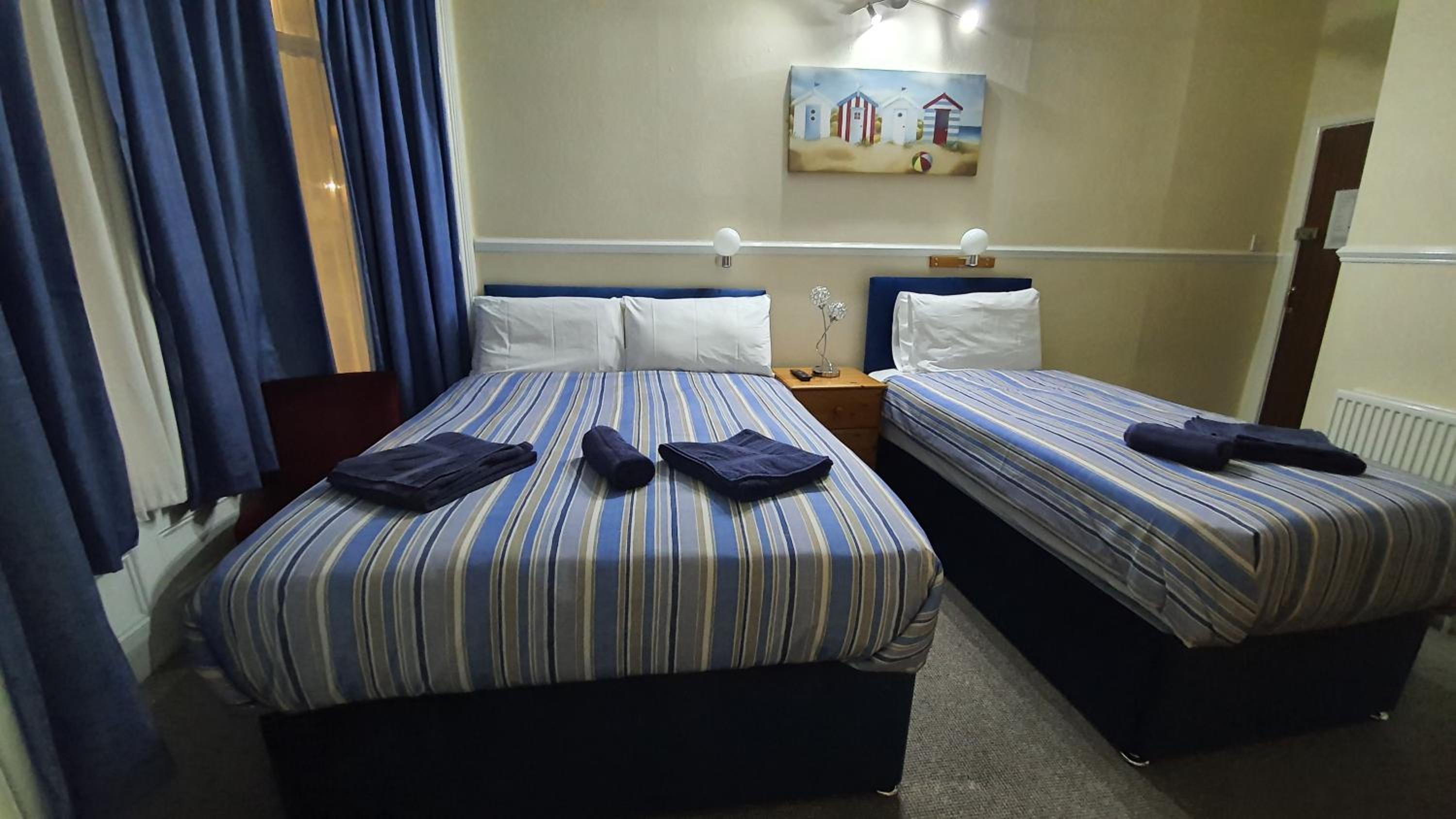 Standard Triple Room photo 3