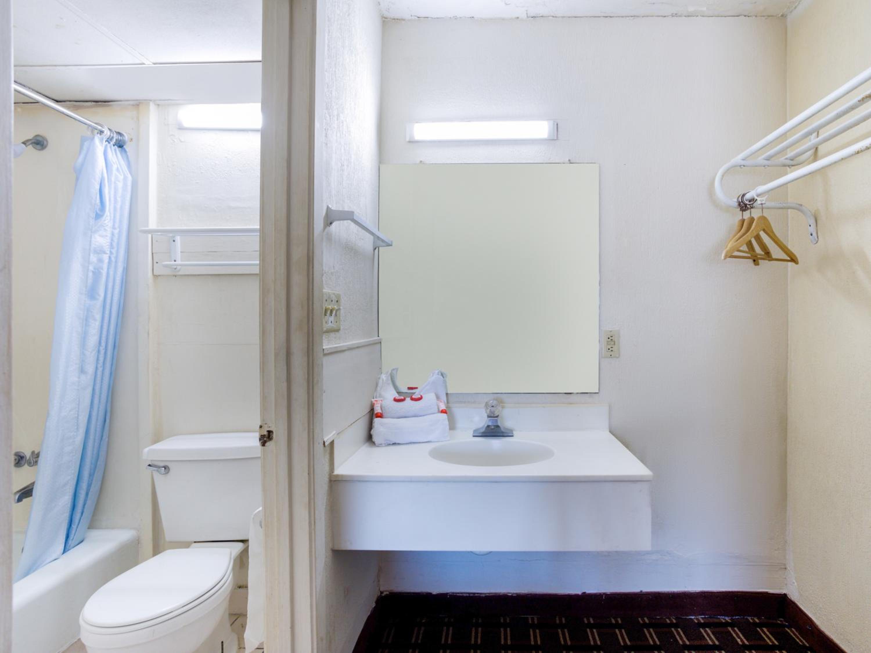 One-Bedroom Suite photo 2
