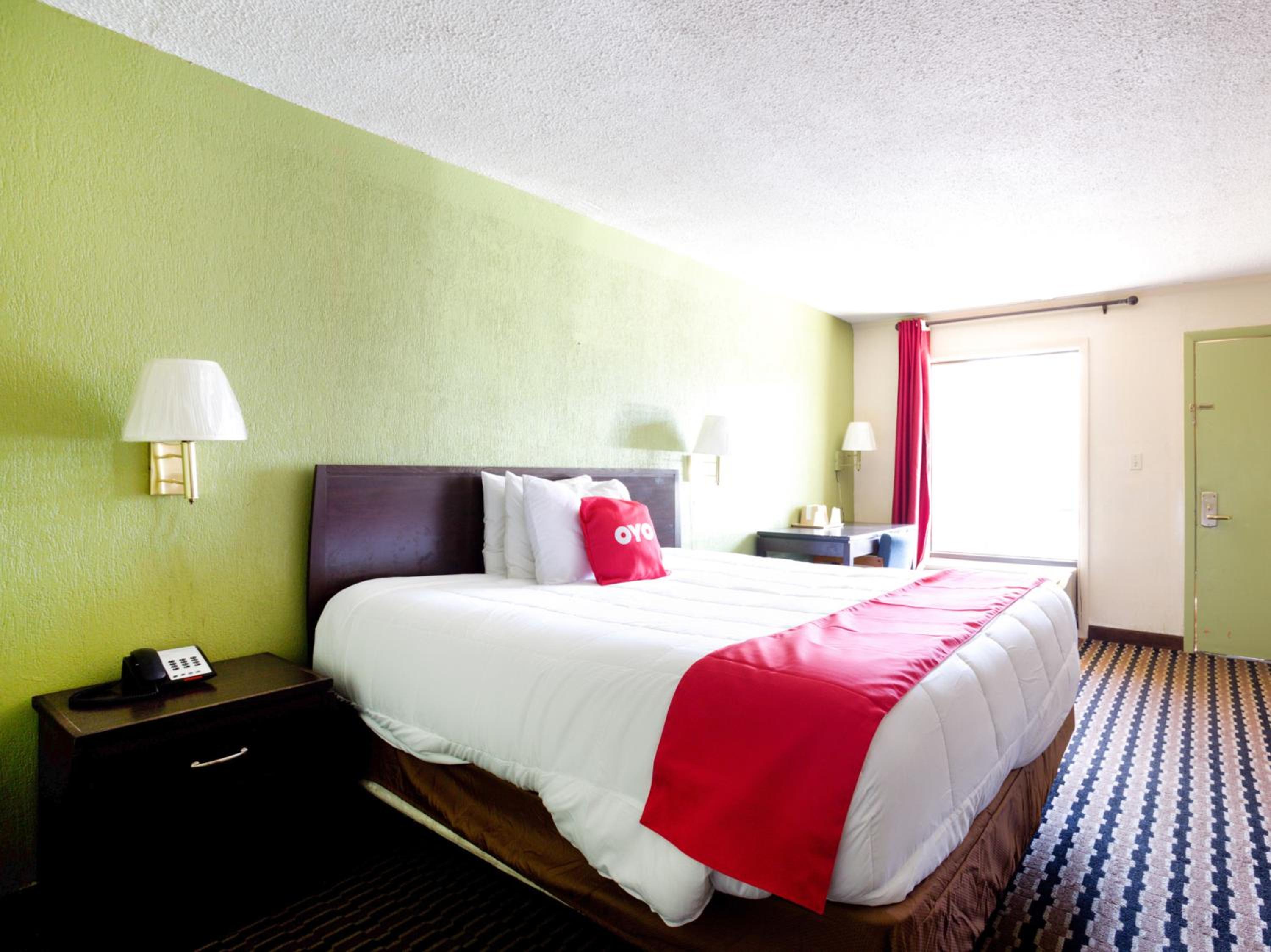 One-Bedroom Suite photo 1
