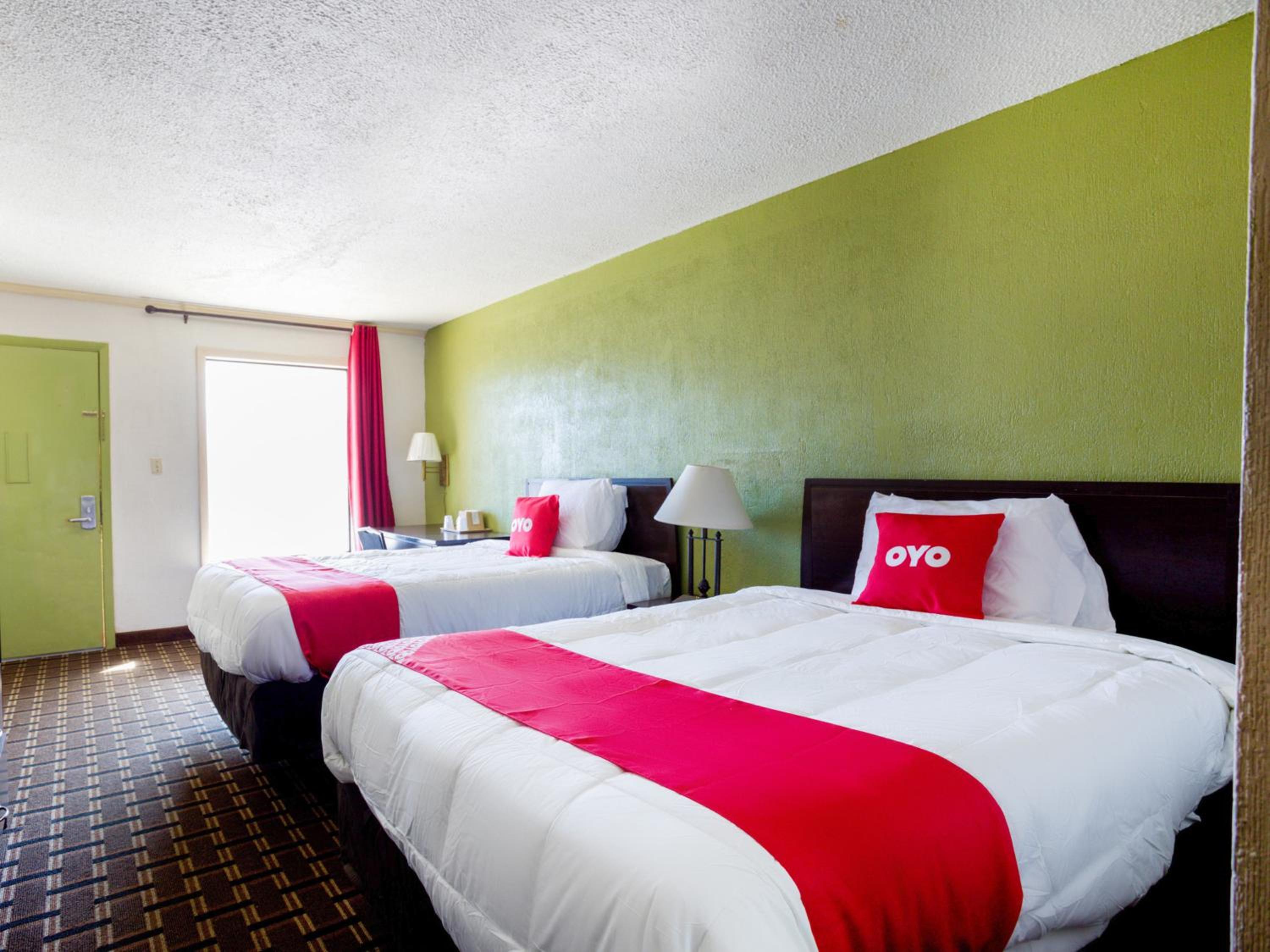 Double Room with Two Double Beds Smoking photo 1