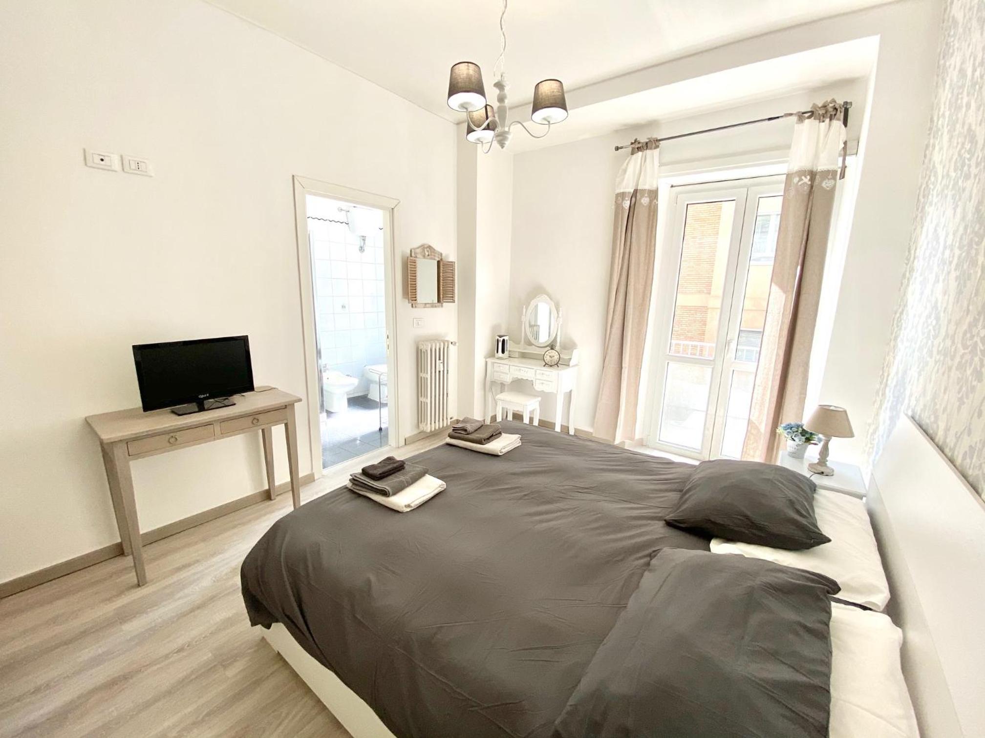 Double Room with Private Bathroom