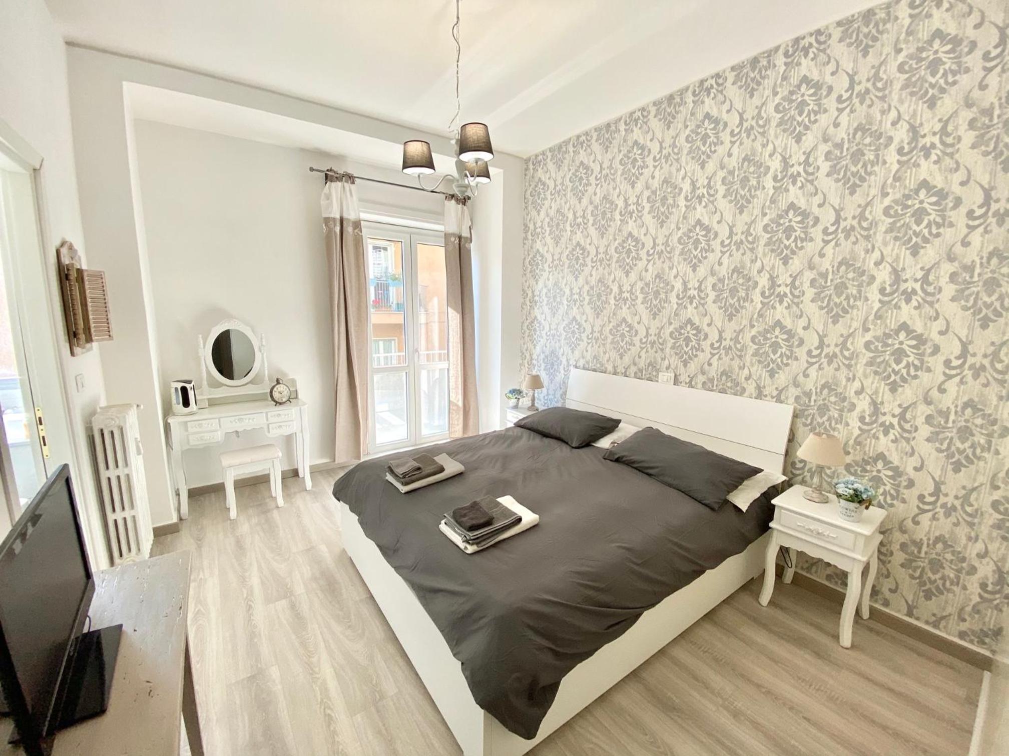 Double Room with Private Bathroom photo 3