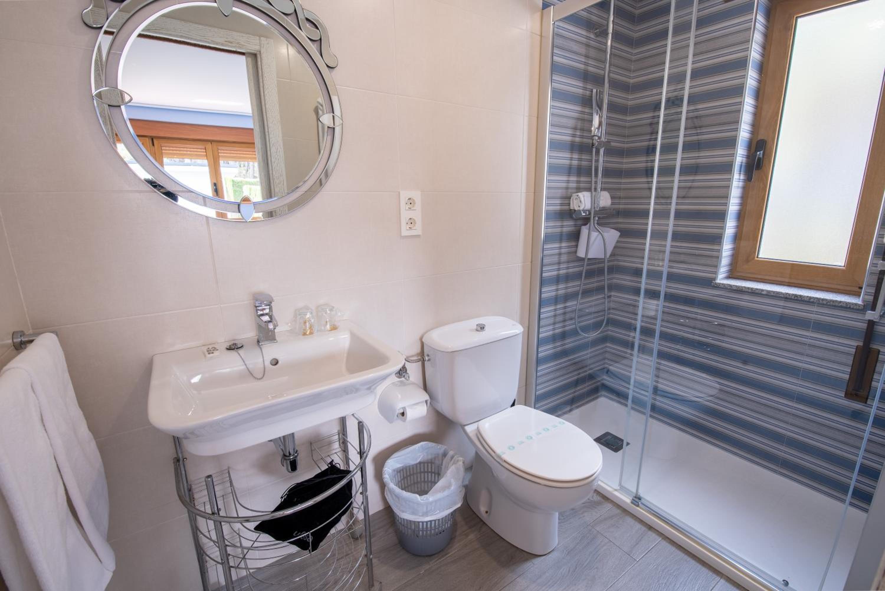 Twin Room with Terrace - Photo 5