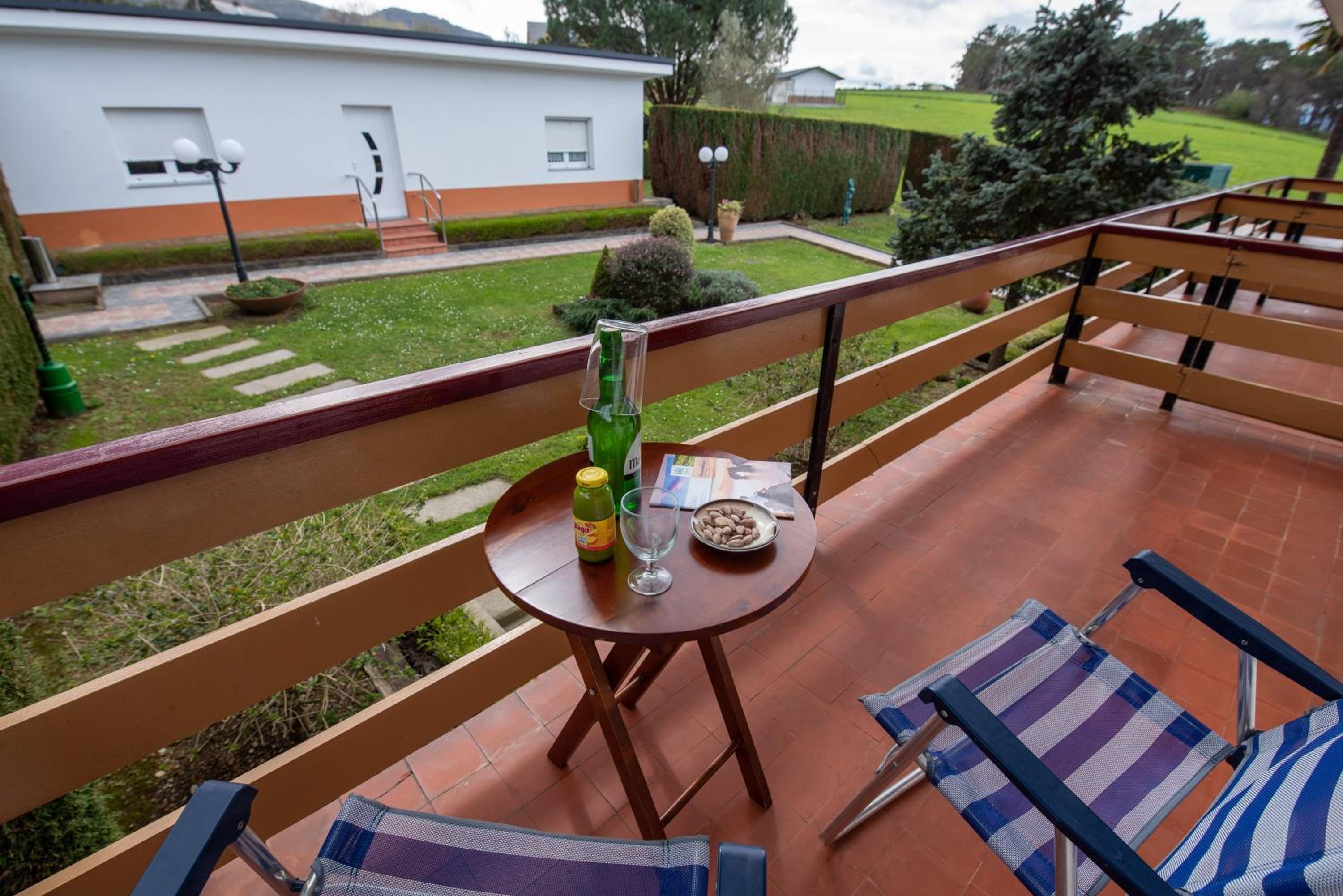Family Room with Terrace - Photo 5