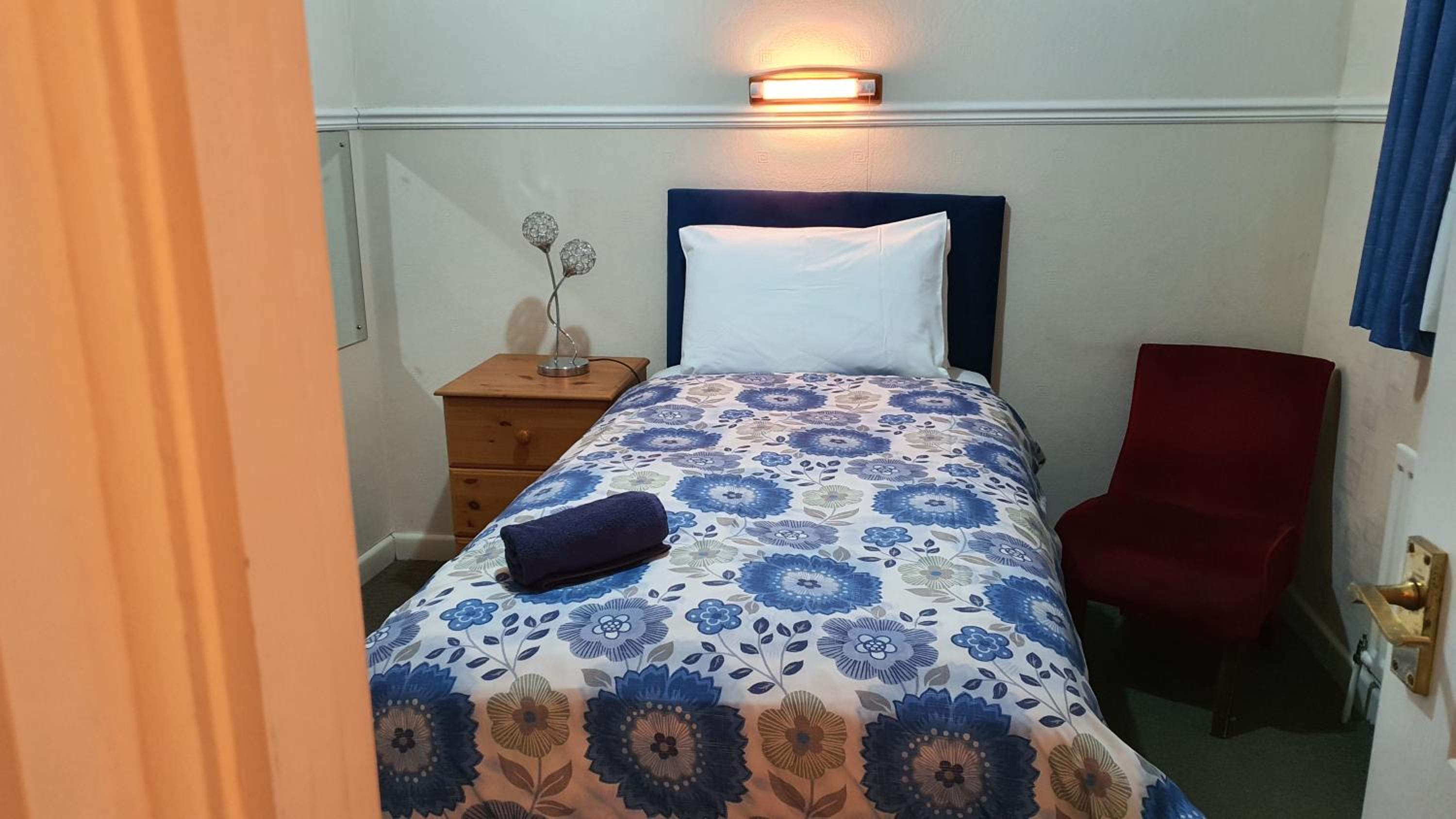 Standard Single Room photo 2